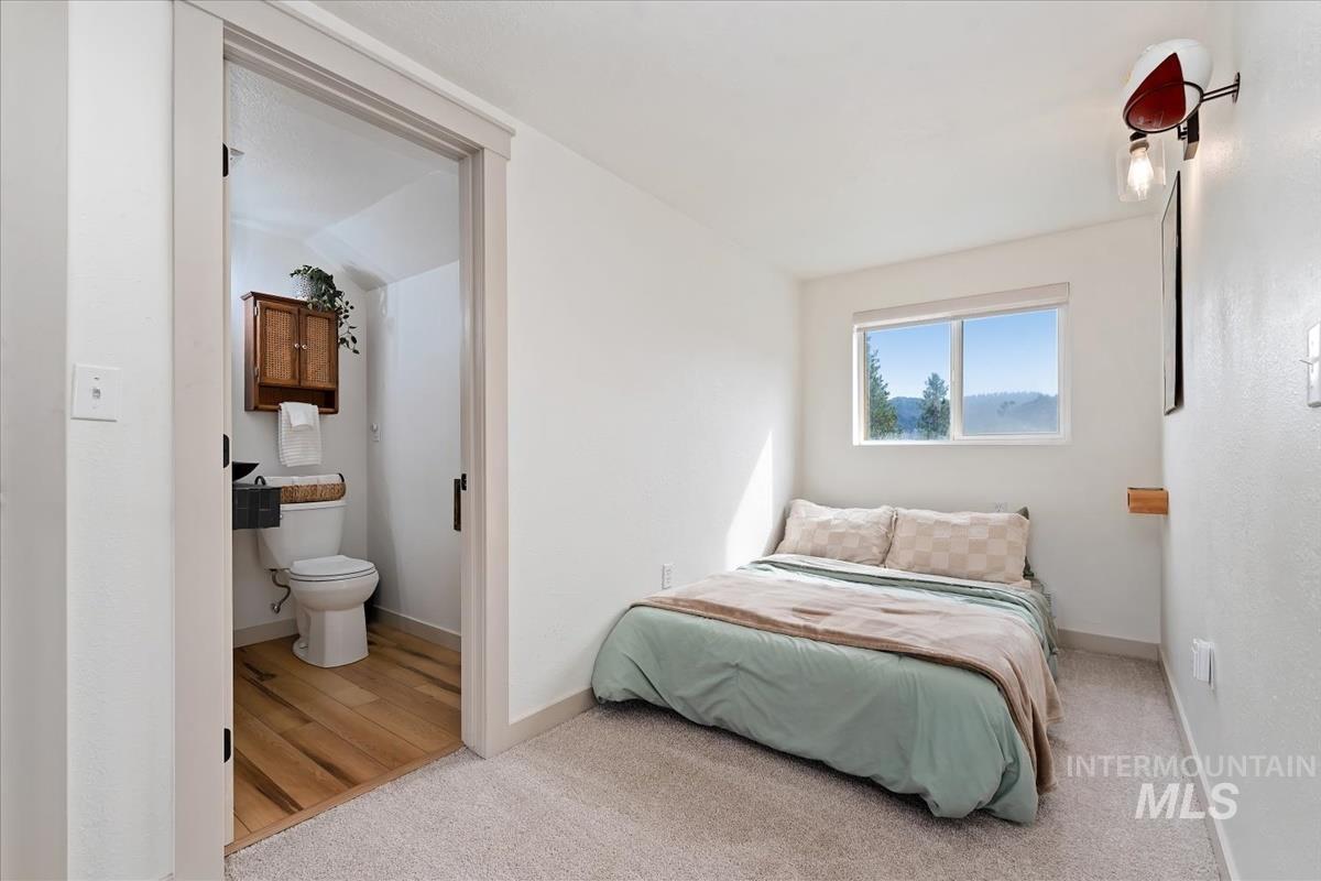 6 E Beck Rd, Garden Valley, Idaho 83622, 4 Bedrooms, 4.5 Bathrooms, Residential For Sale, Price $975,000,MLS 98978008