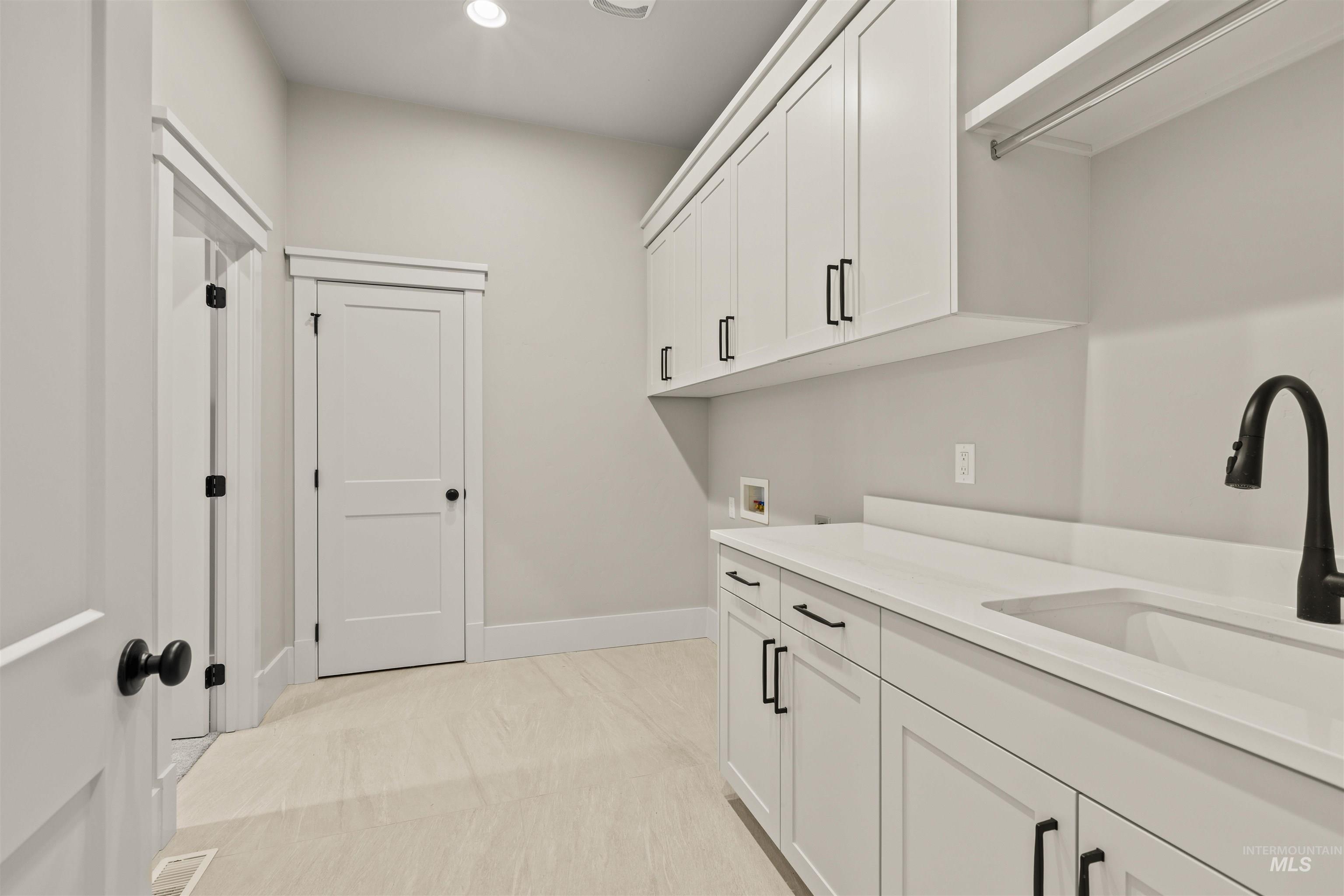 6891 S Utmost Way, Meridian, Idaho 83642, 4 Bedrooms, 3.5 Bathrooms, Residential For Sale, Price $989,777, 98978009