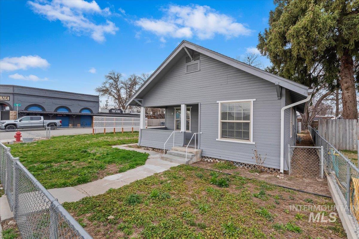 103 N Dewey Ave, Middleton, Idaho 83644, 2 Bedrooms, 1 Bathroom, Residential For Sale, Price $309,900,MLS 98978011