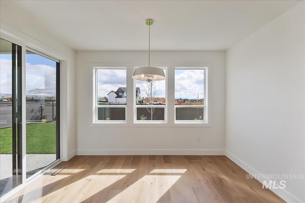 2298 N Buhrstone, Eagle, Idaho 83616, 4 Bedrooms, 3.5 Bathrooms, Residential For Sale, Price $1,100,000,MLS 98978012