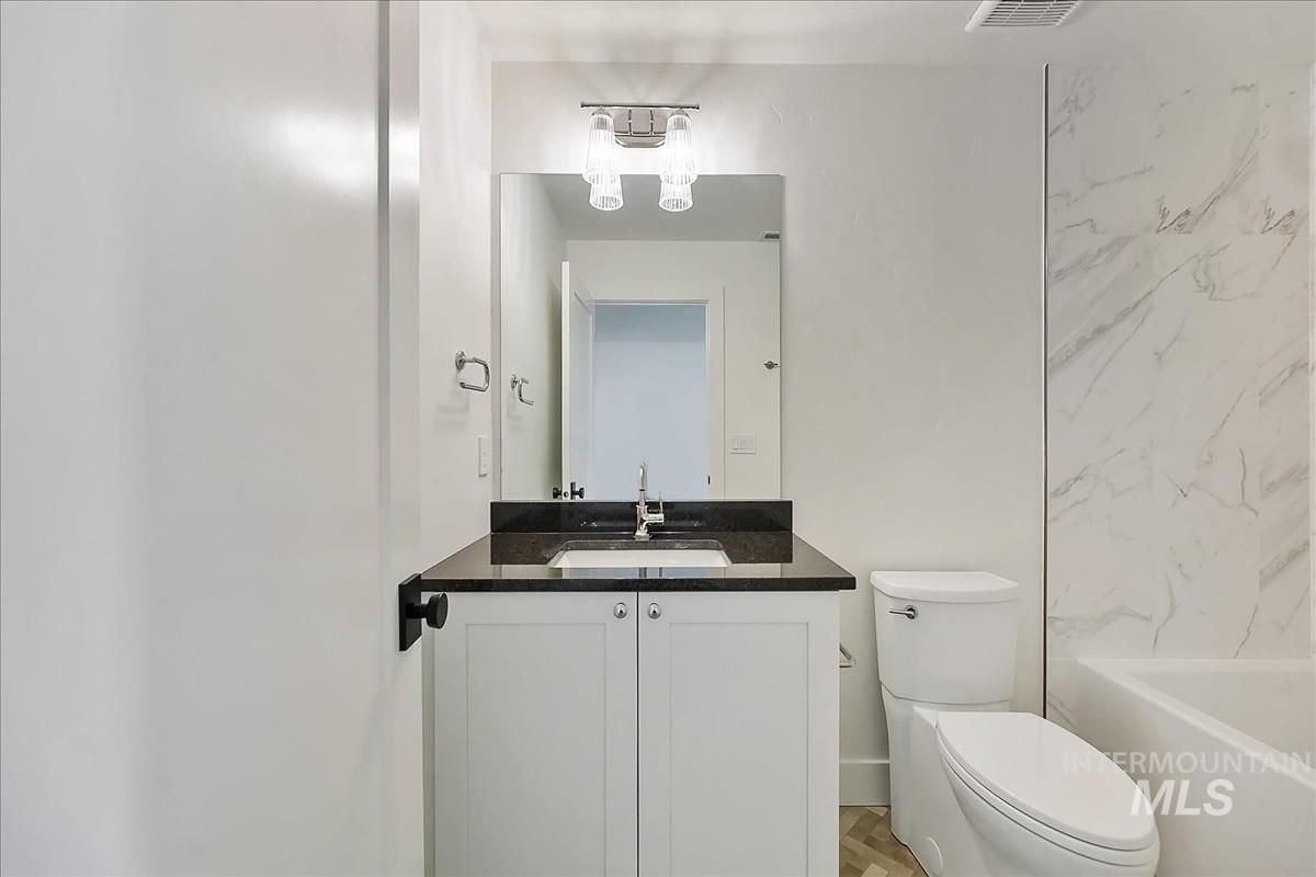 2298 N Buhrstone, Eagle, Idaho 83616, 4 Bedrooms, 3.5 Bathrooms, Residential For Sale, Price $1,100,000,MLS 98978012