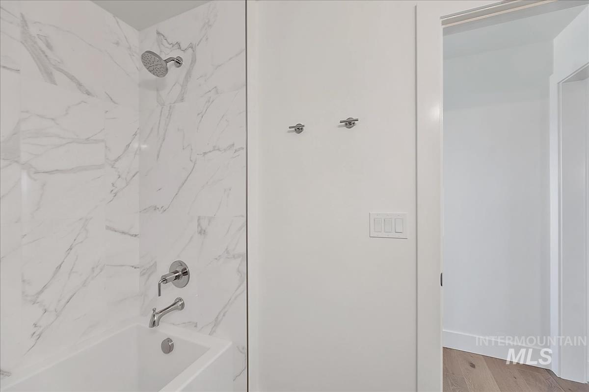 2298 N Buhrstone, Eagle, Idaho 83616, 4 Bedrooms, 3.5 Bathrooms, Residential For Sale, Price $1,100,000,MLS 98978012