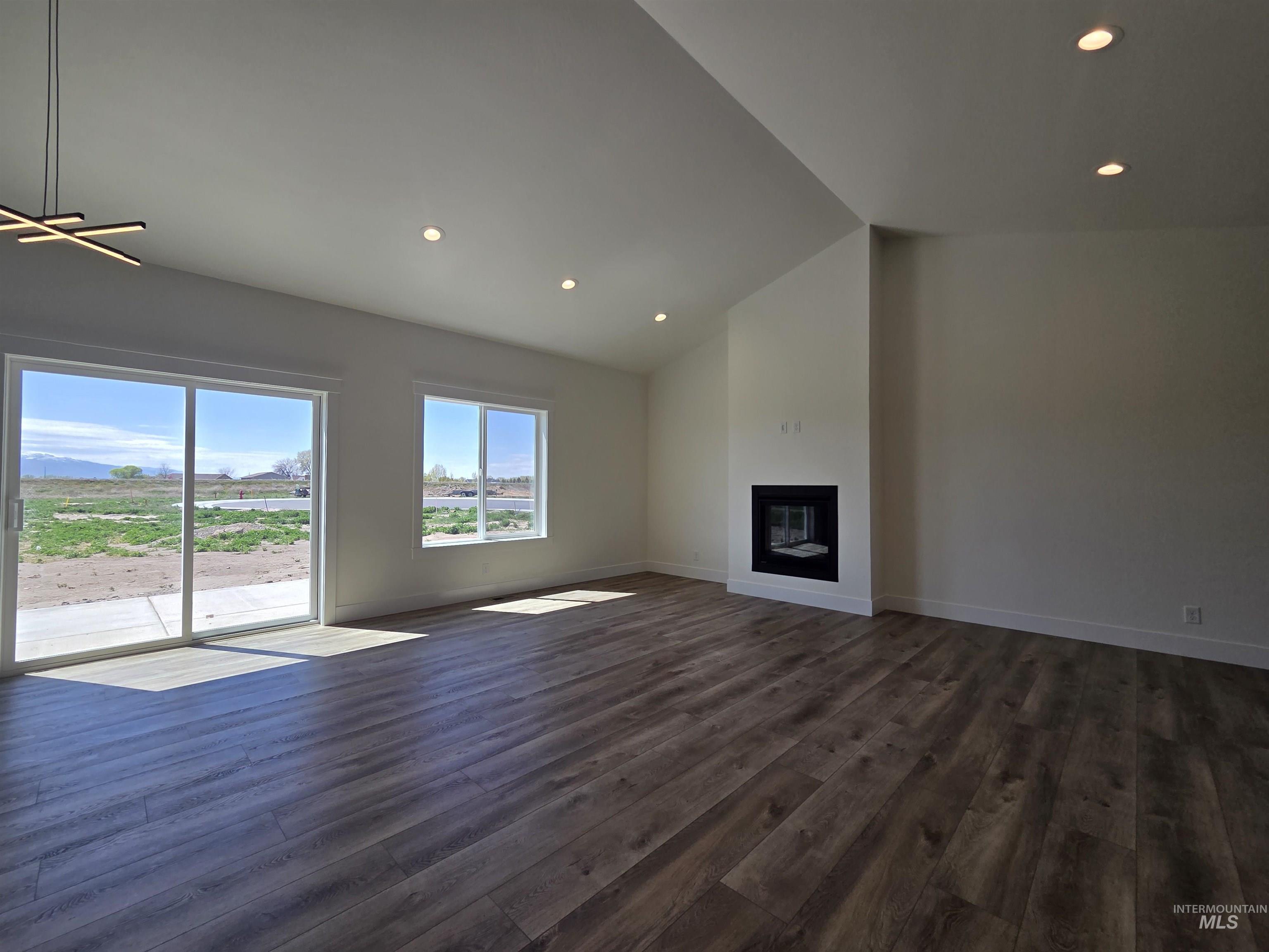 1519 Belle Drive, Rupert, Idaho 83350, 4 Bedrooms, 3 Bathrooms, Residential For Sale, Price $429,815,MLS 98978013