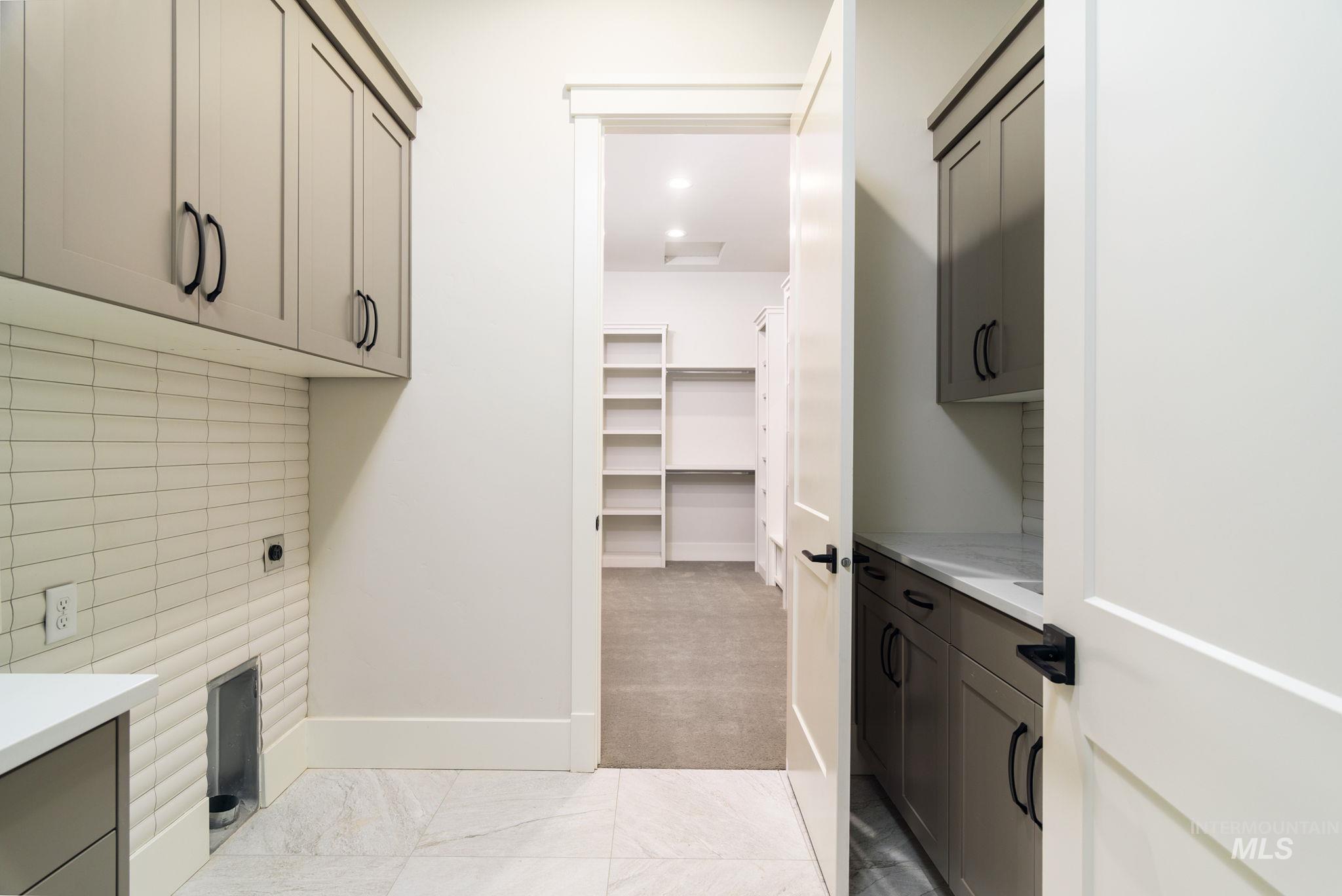 6814 S Krakauer Place, Meridian, Idaho 83642, 4 Bedrooms, 3.5 Bathrooms, Residential For Sale, Price $1,199,777,MLS 98978015