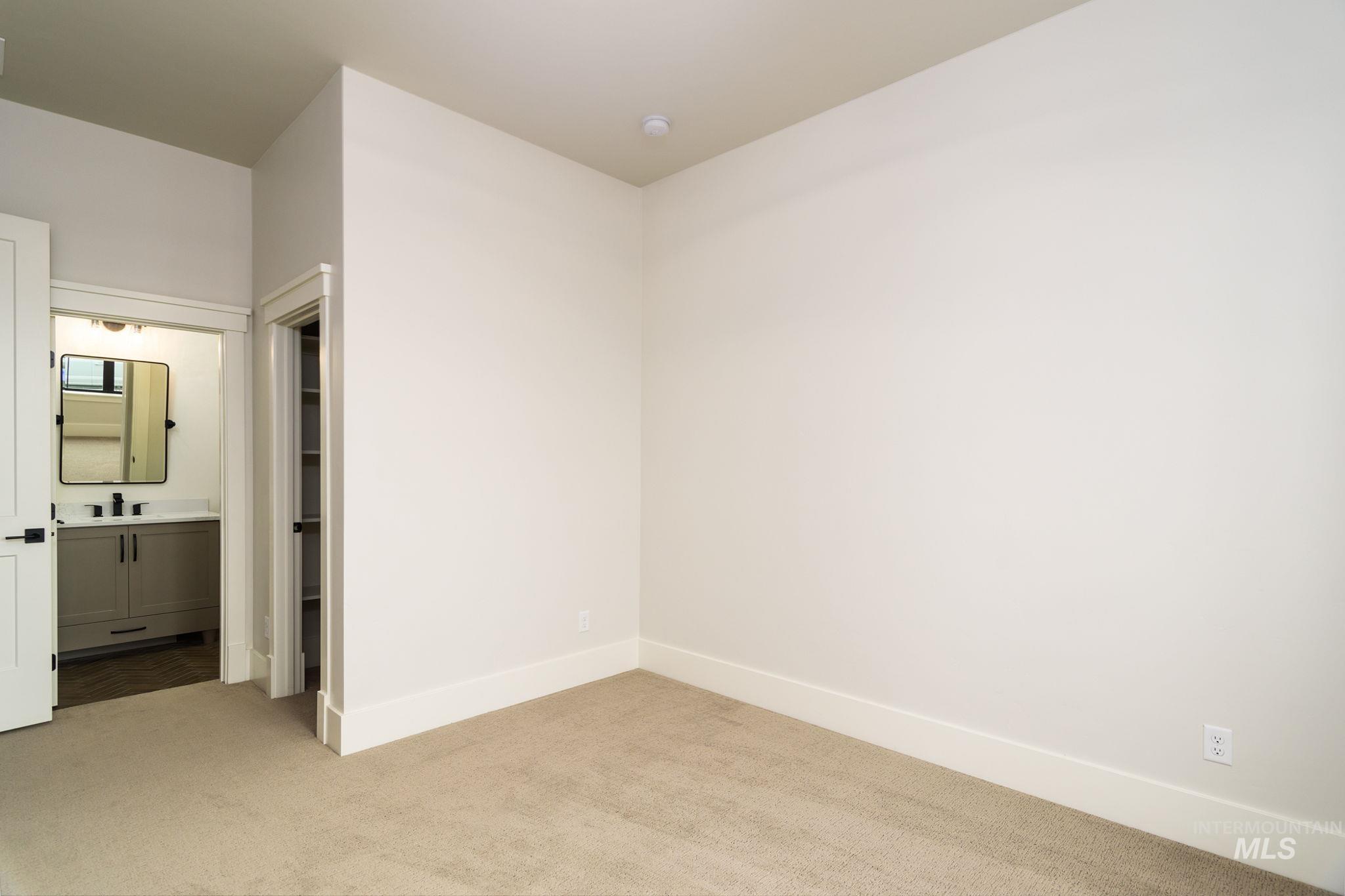 6814 S Krakauer Place, Meridian, Idaho 83642, 4 Bedrooms, 3.5 Bathrooms, Residential For Sale, Price $1,199,777,MLS 98978015