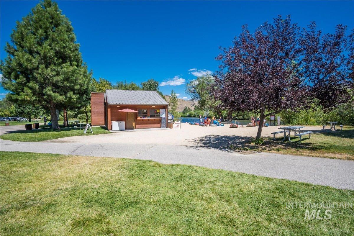4184 E Haystack St, Boise, Idaho 83716, 2 Bedrooms, 2 Bathrooms, Residential For Sale, Price $509,900,MLS 98978016