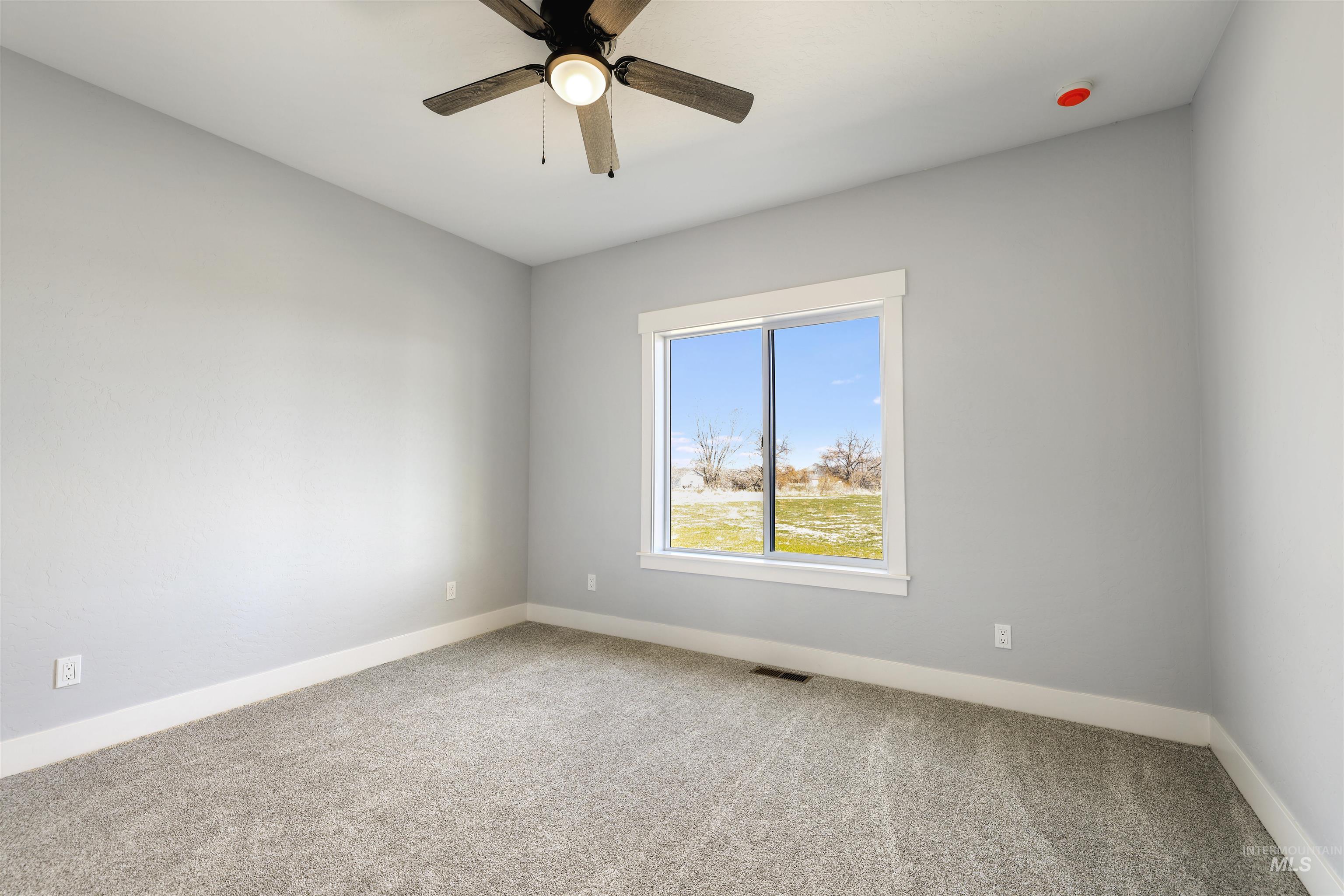 2514 Tulip cir, Twin Falls, Idaho 83301, 4 Bedrooms, 2.5 Bathrooms, Residential For Sale, Price $815,000, 98978017