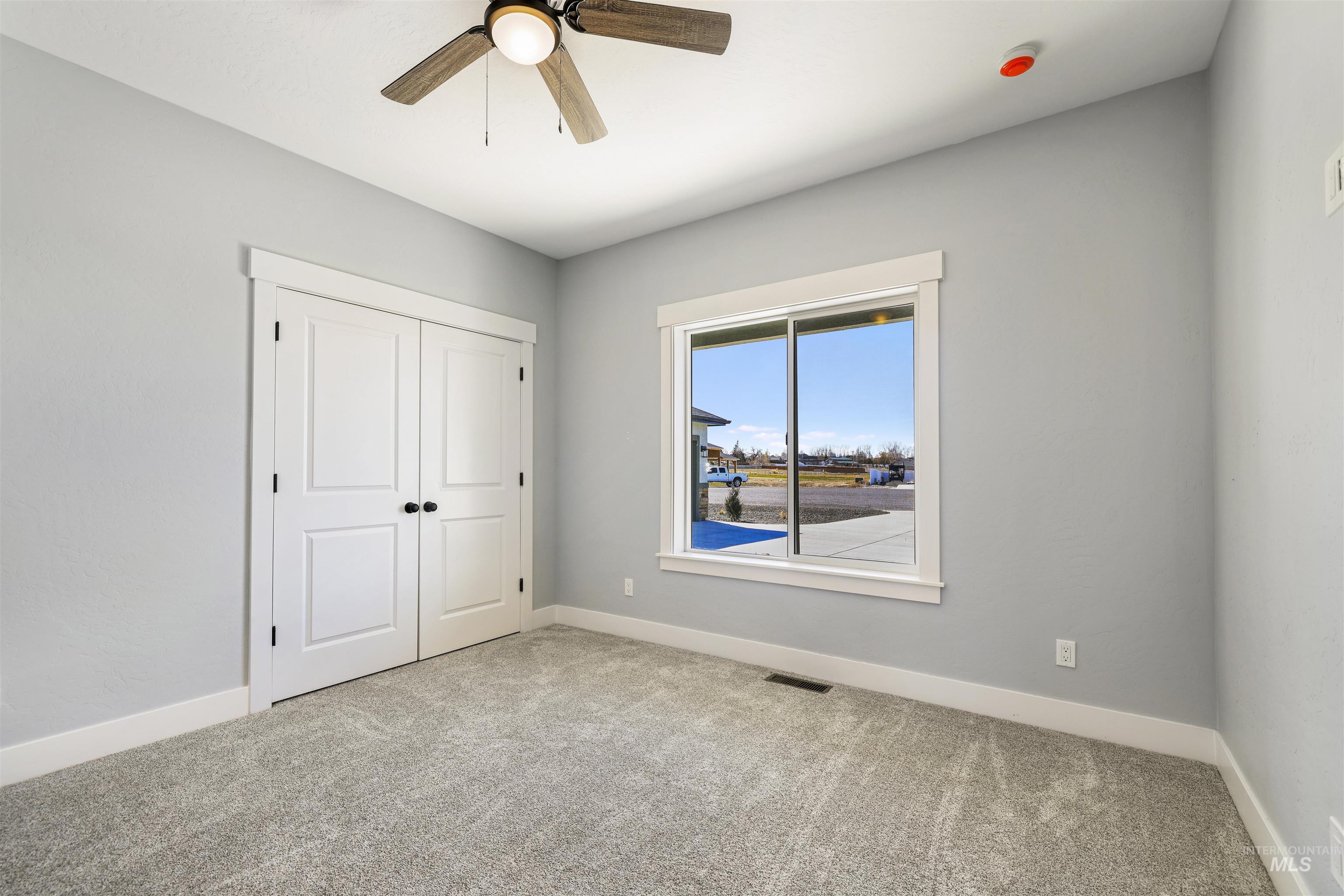 2514 Tulip cir, Twin Falls, Idaho 83301, 4 Bedrooms, 2.5 Bathrooms, Residential For Sale, Price $815,000, 98978017