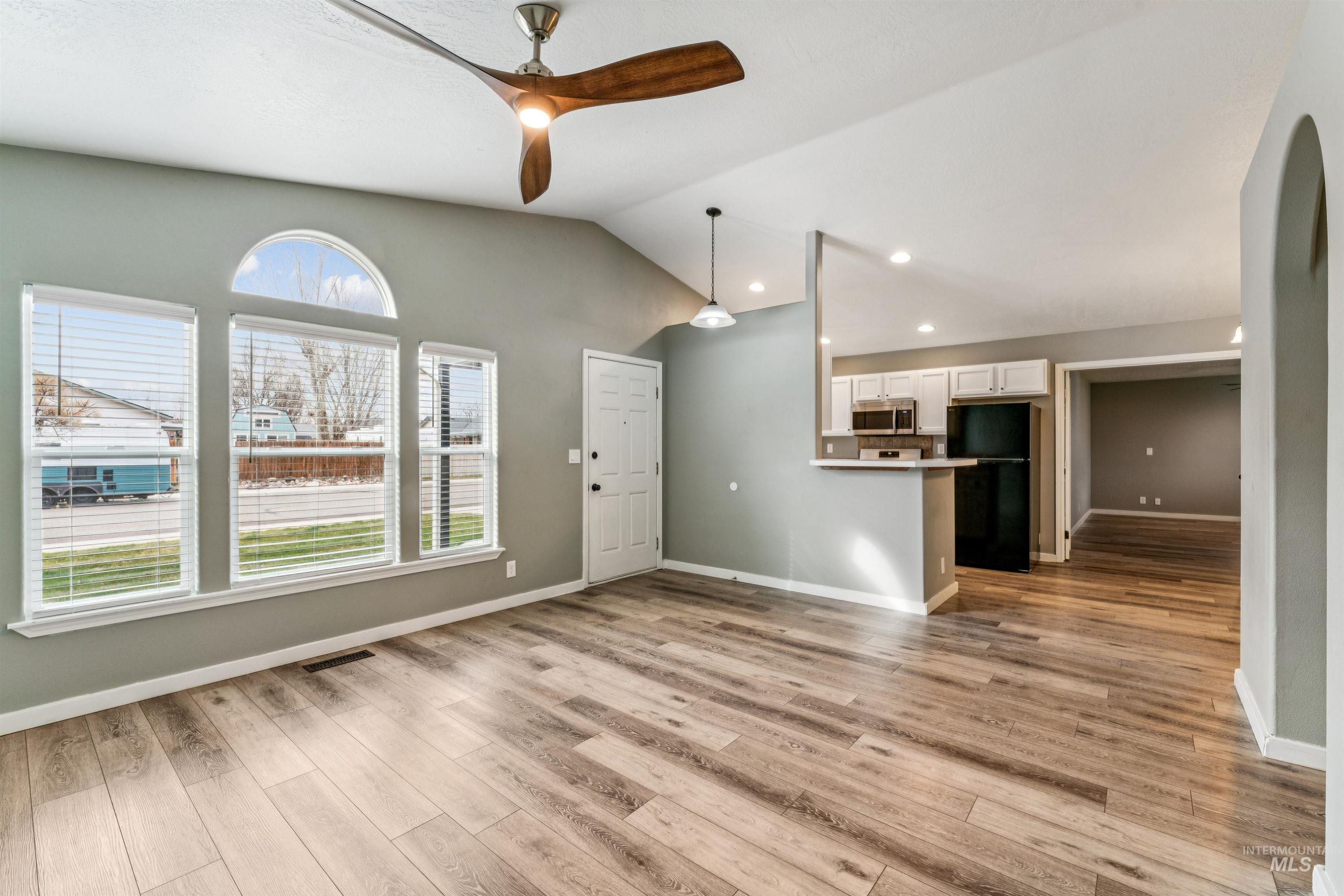 1288 E Sothesby St, Meridian, Idaho 83642, 3 Bedrooms, 2 Bathrooms, Residential For Sale, Price $429,900,MLS 98978018