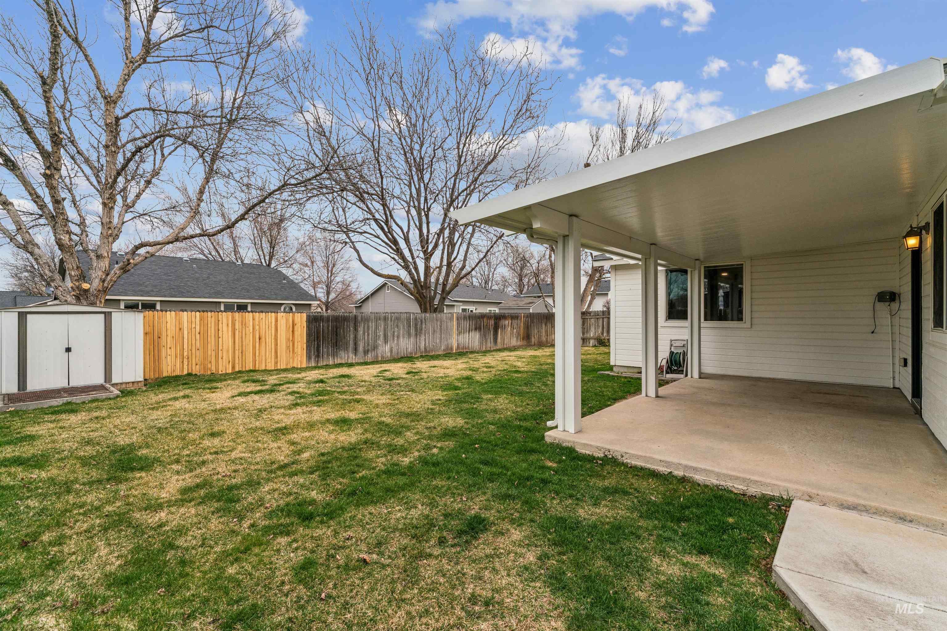 1288 E Sothesby St, Meridian, Idaho 83642, 3 Bedrooms, 2 Bathrooms, Residential For Sale, Price $429,900,MLS 98978018