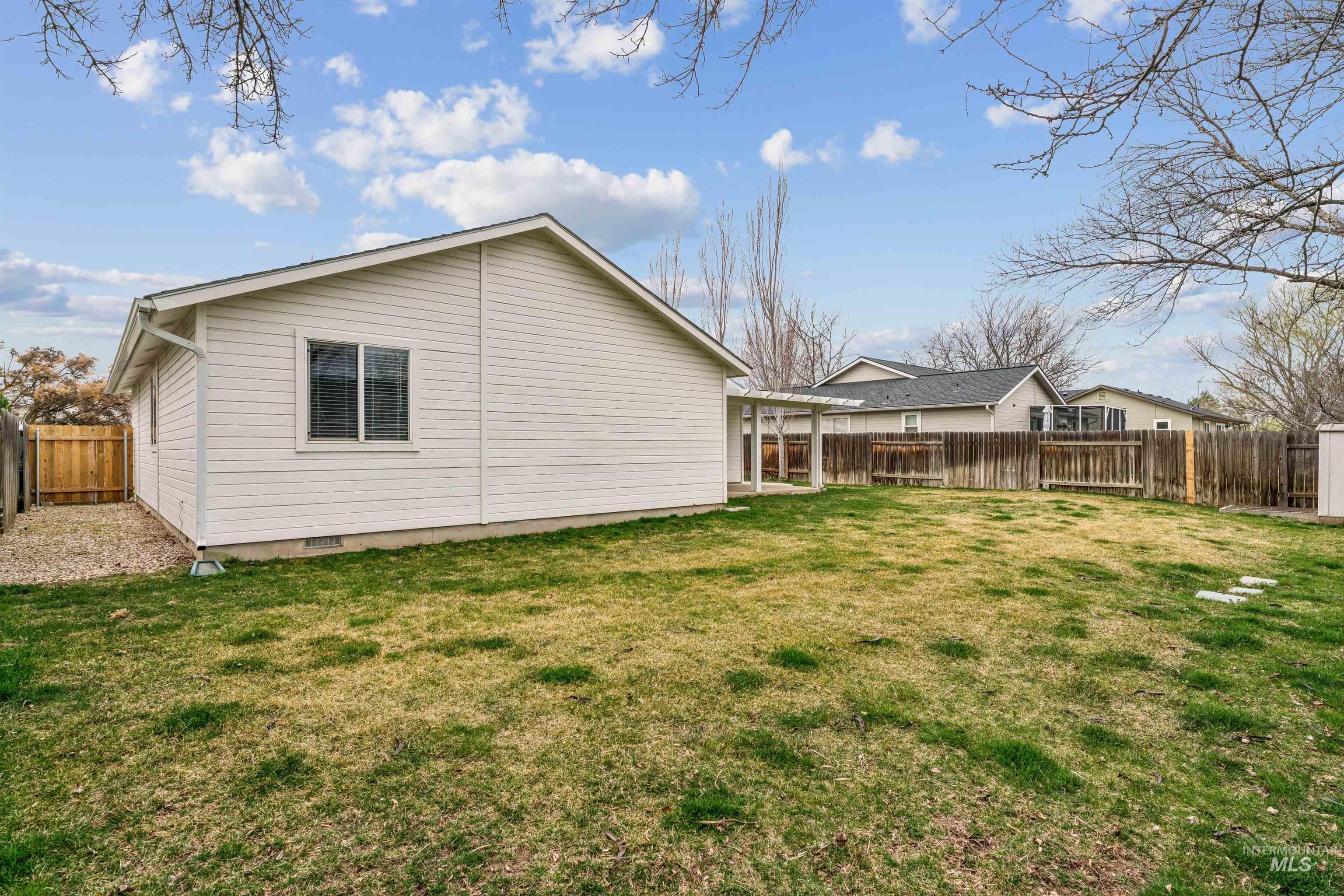 1288 E Sothesby St, Meridian, Idaho 83642, 3 Bedrooms, 2 Bathrooms, Residential For Sale, Price $429,900,MLS 98978018