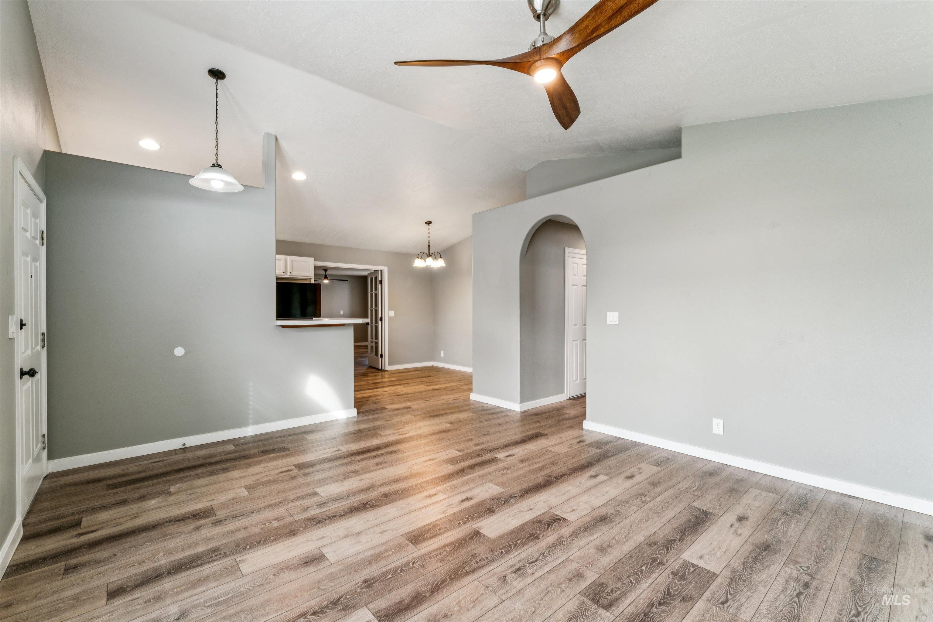 1288 E Sothesby St, Meridian, Idaho 83642, 3 Bedrooms, 2 Bathrooms, Residential For Sale, Price $429,900,MLS 98978018