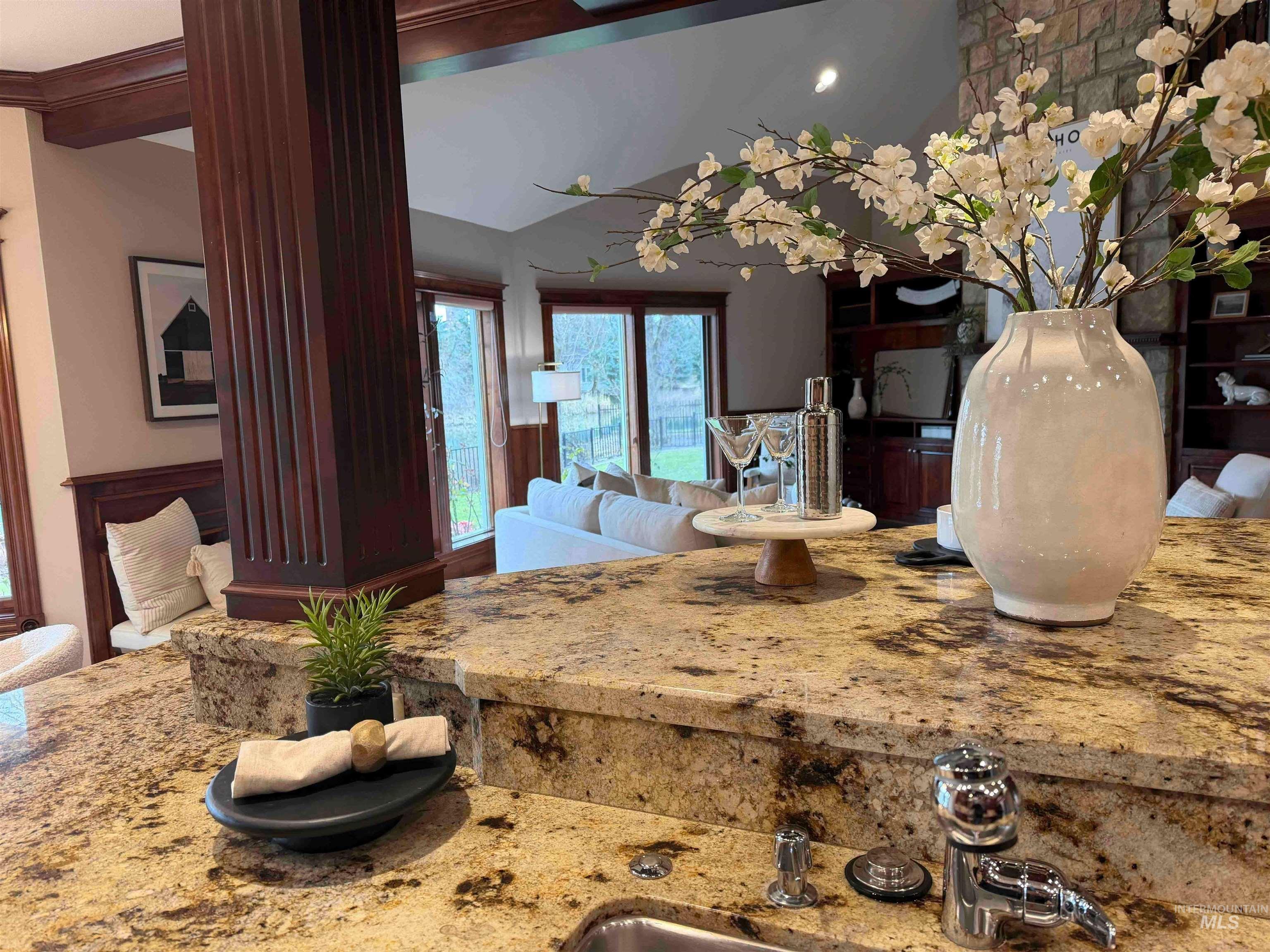 5280 N Lakemomt Ln, Garden City, Idaho 83714, 3 Bedrooms, 2.5 Bathrooms, Residential For Sale, Price $1,550,000,MLS 98978020