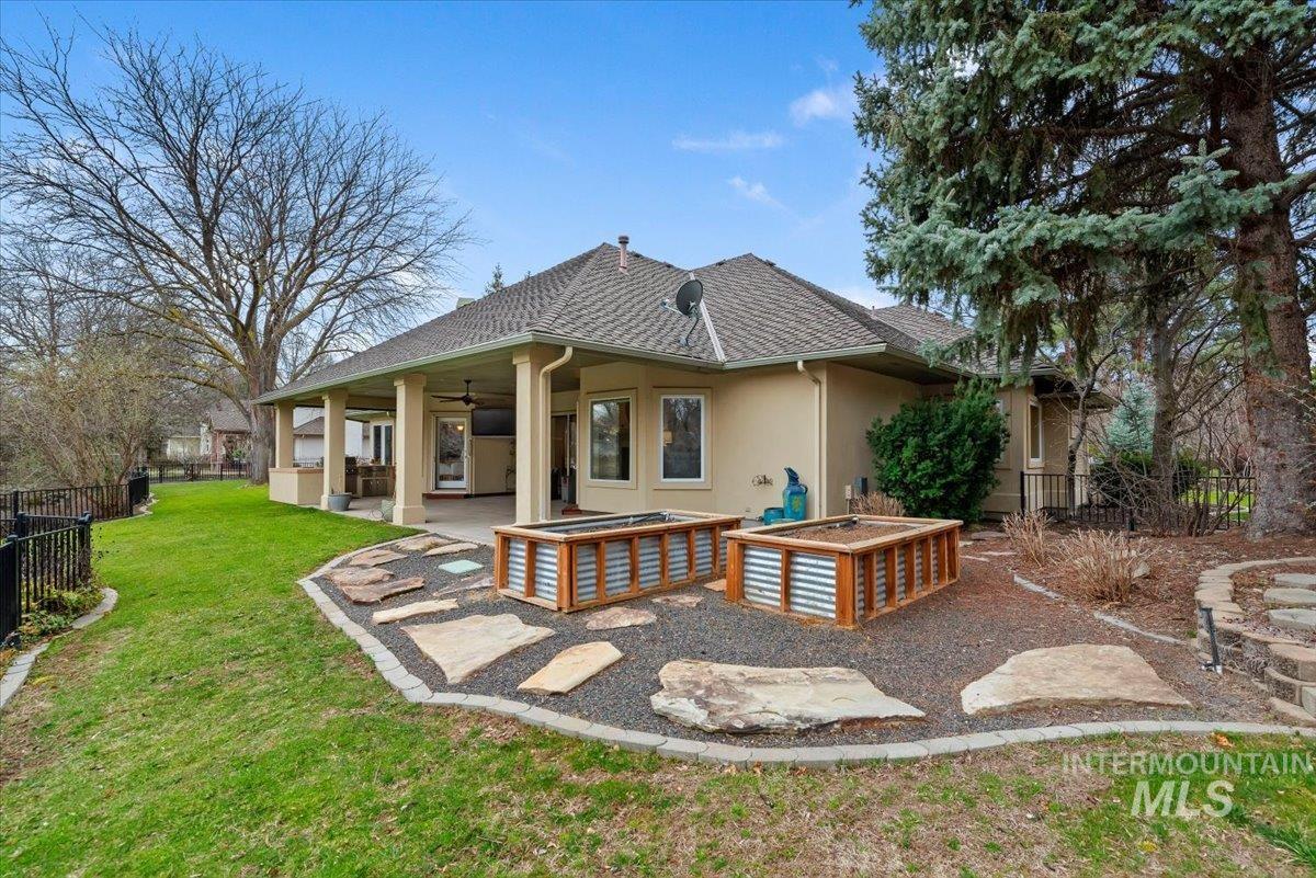 5280 N Lakemont Ln, Garden City, Idaho 83714, 3 Bedrooms, 2.5 Bathrooms, Residential For Sale, Price $1,550,000, 98978020