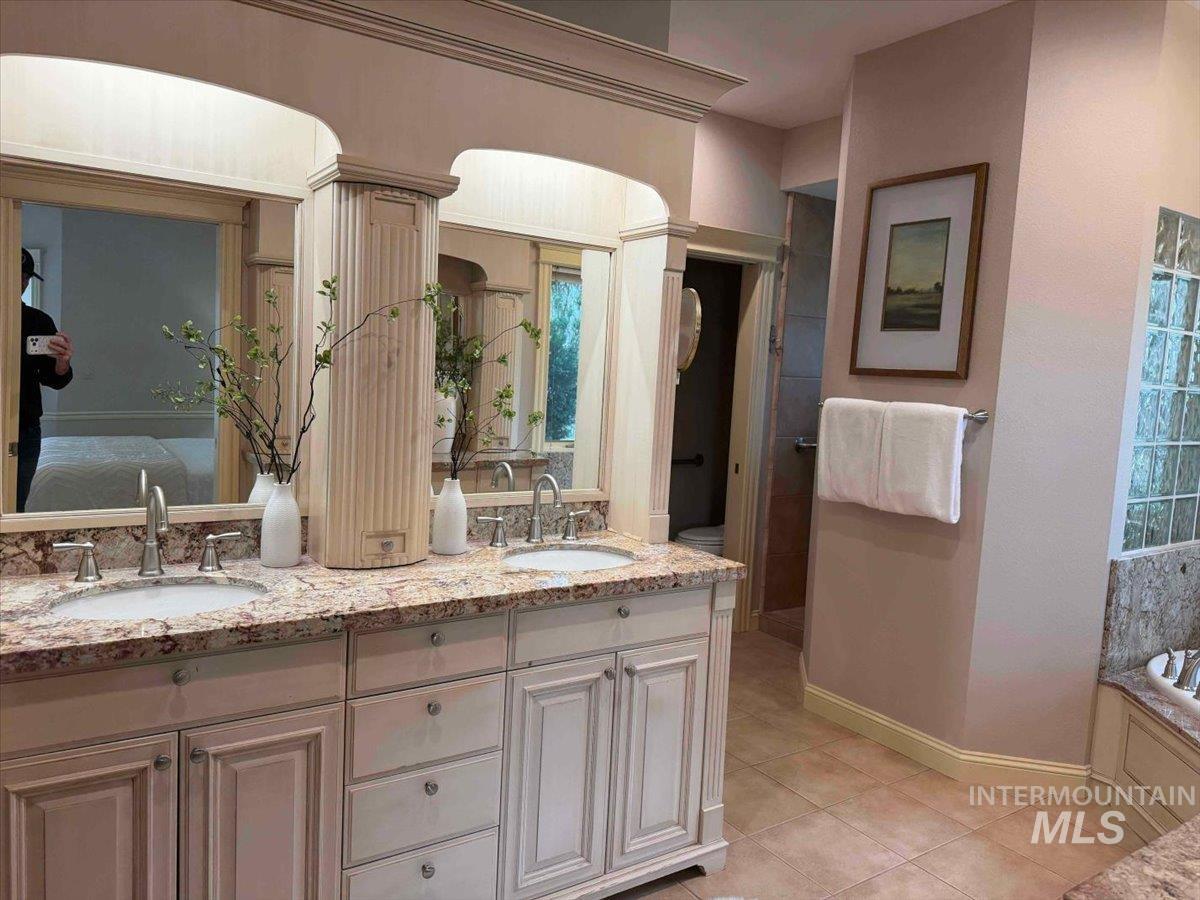 5280 N Lakemont Ln, Garden City, Idaho 83714, 3 Bedrooms, 2.5 Bathrooms, Residential For Sale, Price $1,550,000, 98978020