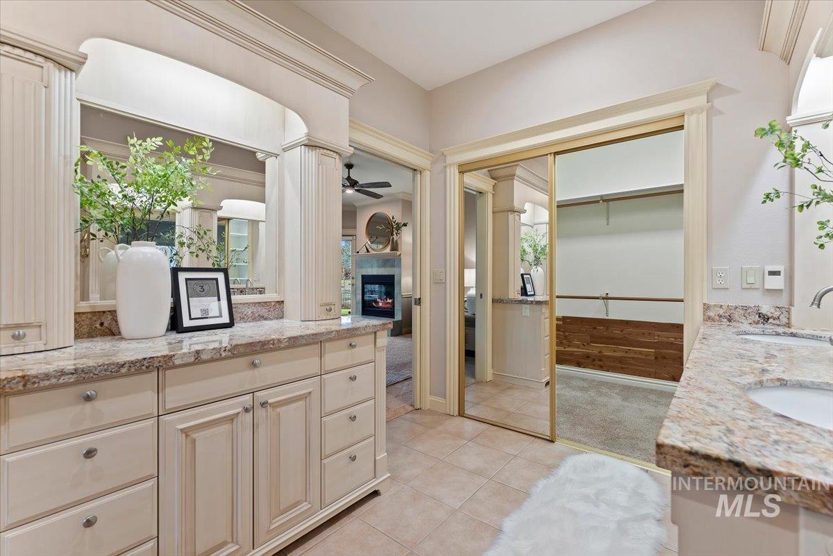 5280 N Lakemont Ln, Garden City, Idaho 83714, 3 Bedrooms, 2.5 Bathrooms, Residential For Sale, Price $1,550,000, 98978020