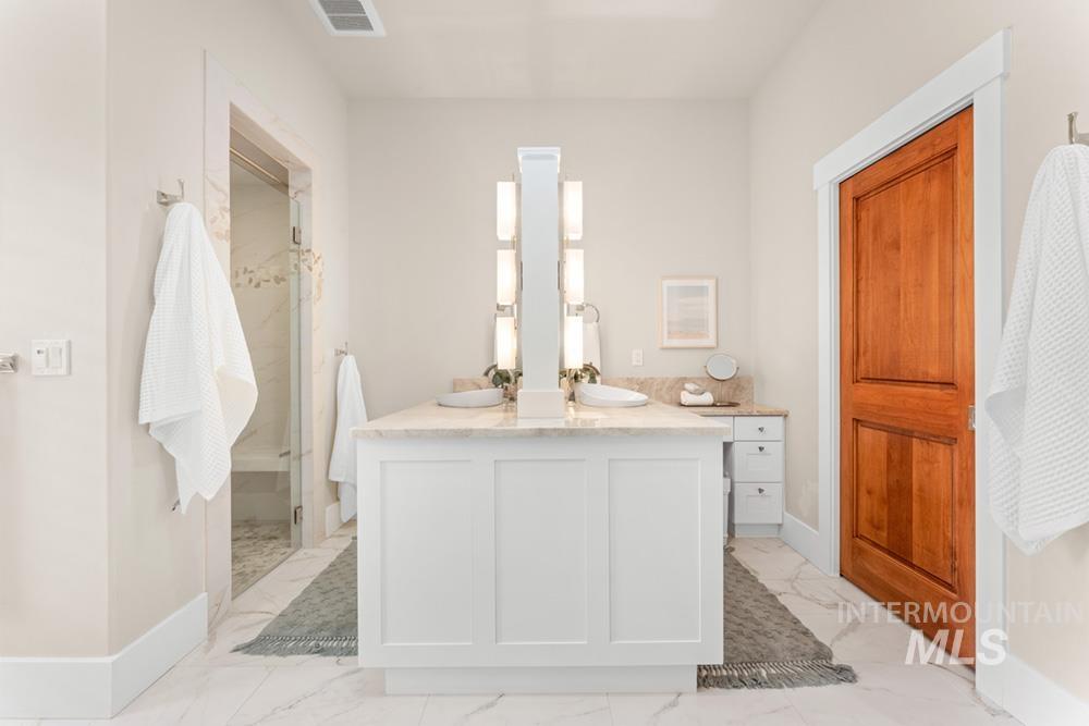 1049 E Riversong Dr, Eagle, Idaho 83616, 4 Bedrooms, 3.5 Bathrooms, Residential For Sale, Price $1,750,000,MLS 98978021