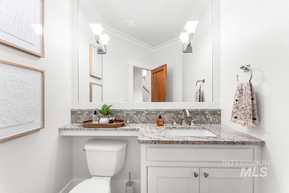 1049 E Riversong Dr, Eagle, Idaho 83616, 4 Bedrooms, 3.5 Bathrooms, Residential For Sale, Price $1,750,000,MLS 98978021