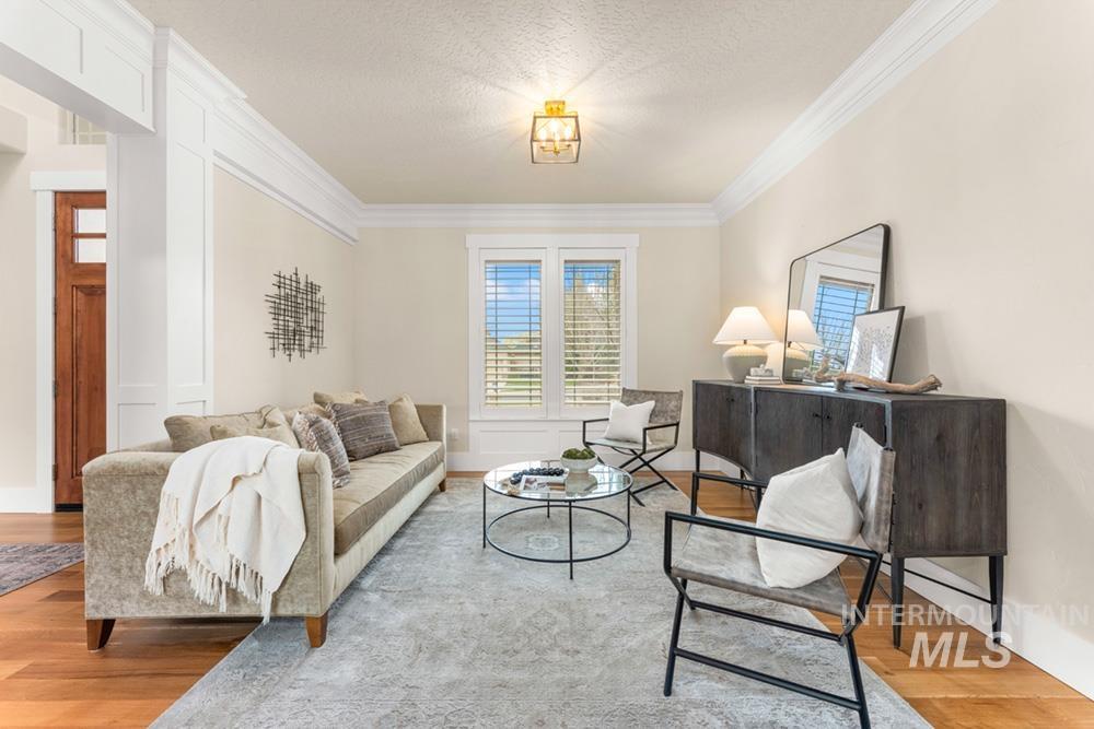 1049 E Riversong Dr, Eagle, Idaho 83616, 4 Bedrooms, 3.5 Bathrooms, Residential For Sale, Price $1,750,000,MLS 98978021