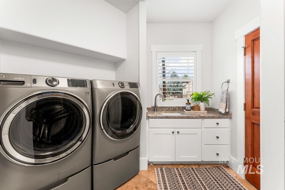 1049 E Riversong Dr, Eagle, Idaho 83616, 4 Bedrooms, 3.5 Bathrooms, Residential For Sale, Price $1,750,000,MLS 98978021