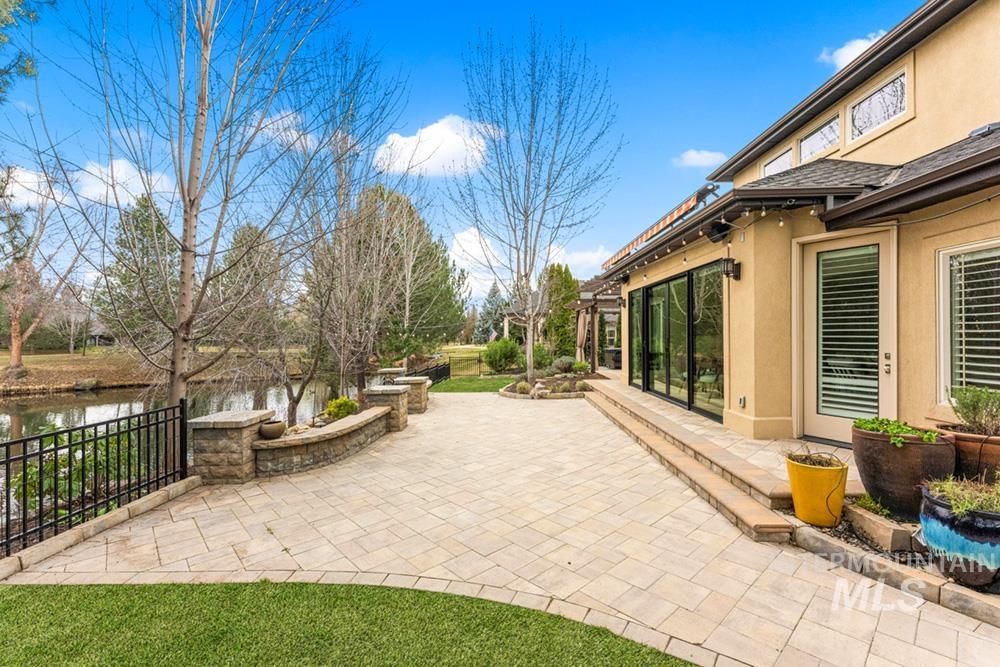 1049 E Riversong Dr, Eagle, Idaho 83616, 4 Bedrooms, 3.5 Bathrooms, Residential For Sale, Price $1,750,000,MLS 98978021