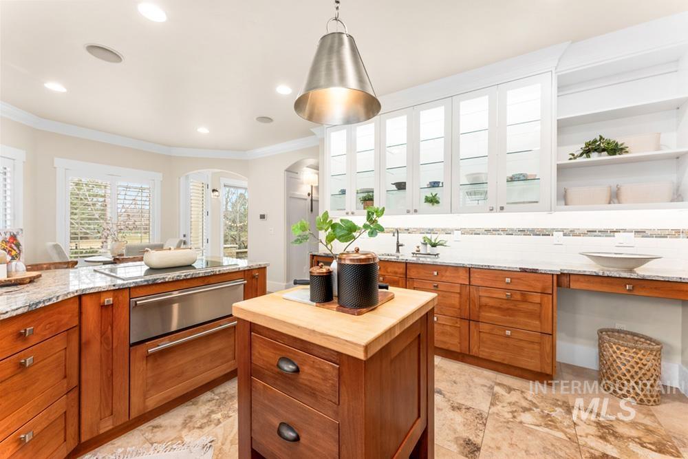 1049 E Riversong Dr, Eagle, Idaho 83616, 4 Bedrooms, 3.5 Bathrooms, Residential For Sale, Price $1,750,000,MLS 98978021