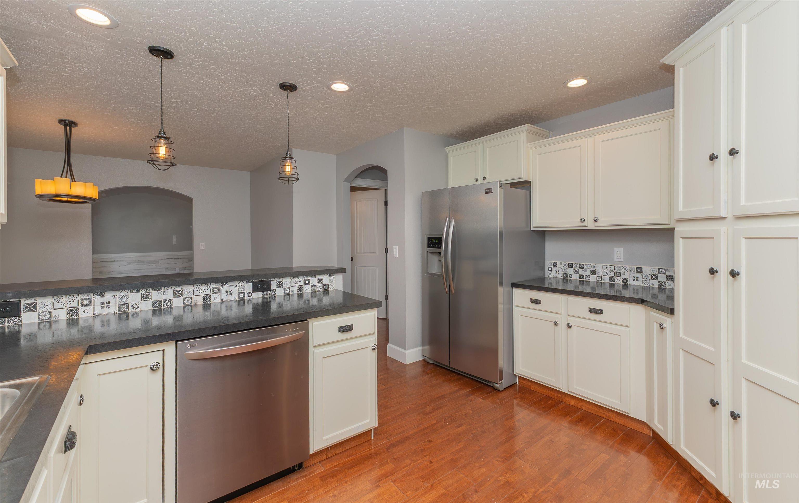 1964 W Odessa Ave, Nampa, Idaho 83686, 4 Bedrooms, 3.5 Bathrooms, Residential For Sale, Price $499,900,MLS 98978022