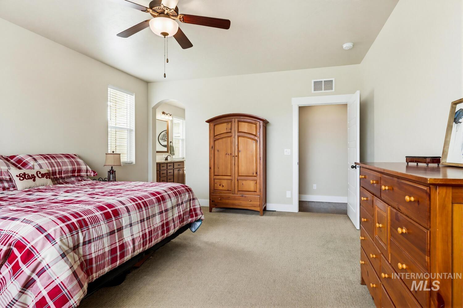 886 E Bay Owl Dr, Kuna, Idaho 83634, 3 Bedrooms, 2.5 Bathrooms, Residential For Sale, Price $665,000,MLS 98978024