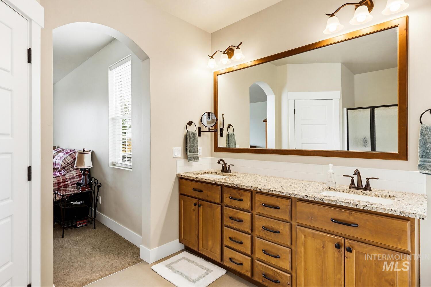 886 E Bay Owl Dr, Kuna, Idaho 83634, 3 Bedrooms, 2.5 Bathrooms, Residential For Sale, Price $665,000,MLS 98978024