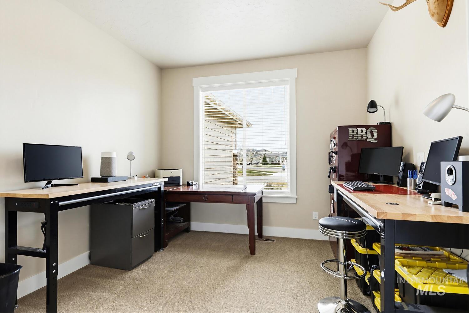 886 E Bay Owl Dr, Kuna, Idaho 83634, 3 Bedrooms, 2.5 Bathrooms, Residential For Sale, Price $665,000,MLS 98978024