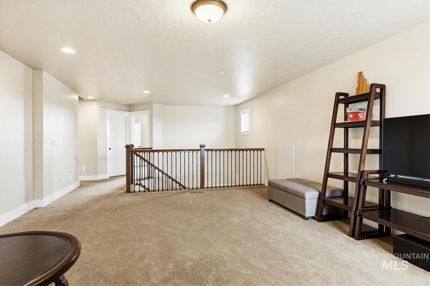 886 E Bay Owl Dr, Kuna, Idaho 83634, 3 Bedrooms, 2.5 Bathrooms, Residential For Sale, Price $665,000,MLS 98978024