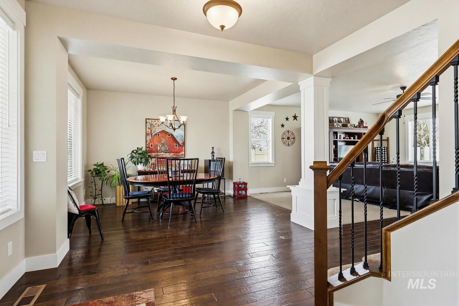 886 E Bay Owl Dr, Kuna, Idaho 83634, 3 Bedrooms, 2.5 Bathrooms, Residential For Sale, Price $665,000,MLS 98978024