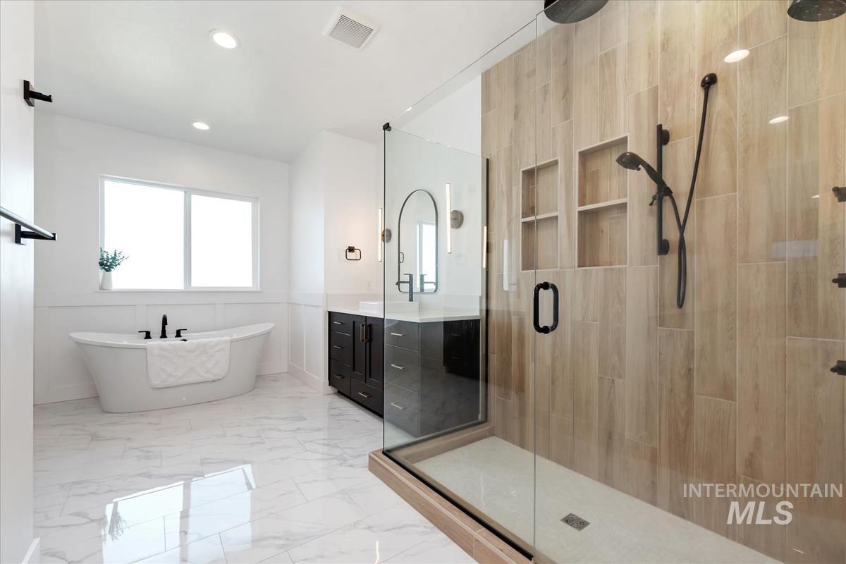 13684 N Sage Grouse Pl, Boise, Idaho 83714, 4 Bedrooms, 3.5 Bathrooms, Residential For Sale, Price $1,479,000,MLS 98978026