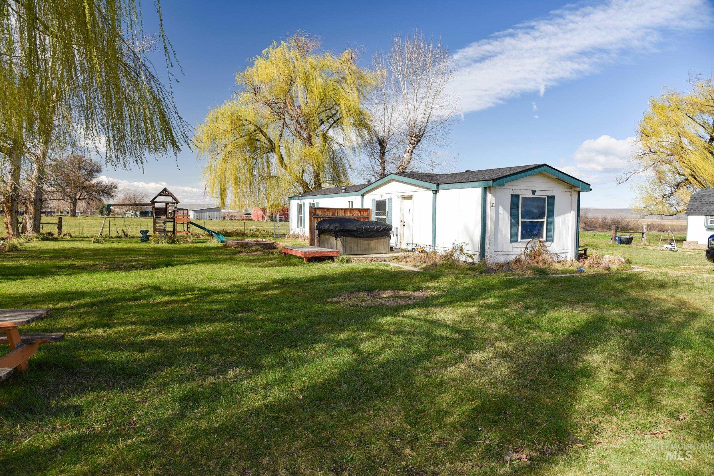 68499 Kunze Ln, Boardman, Oregon 97818, 3 Bedrooms, 2 Bathrooms, Farm & Ranch For Sale, Price $850,000,MLS 98978028