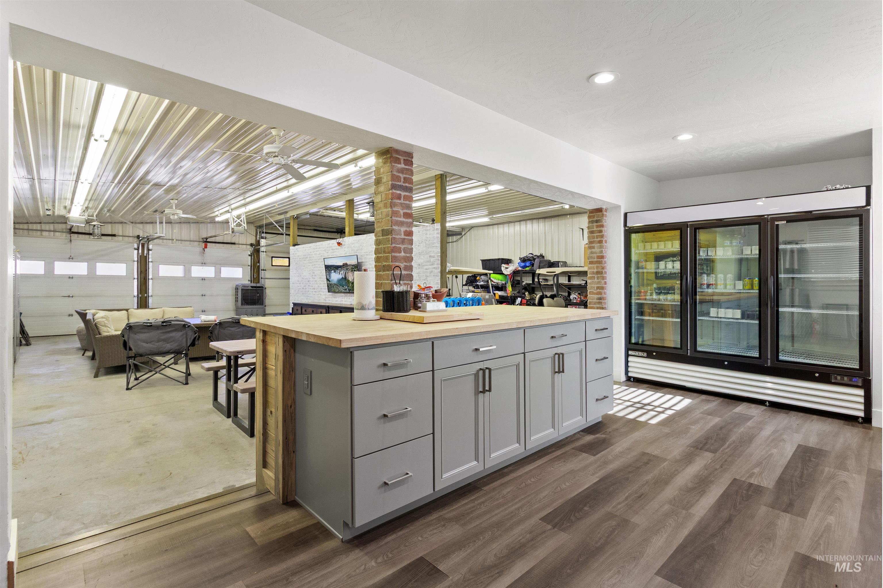 107 & 109 Willow St, Mackay, Idaho 83251, 2 Bedrooms, 3 Bathrooms, Residential For Sale, Price $650,000, 98978032