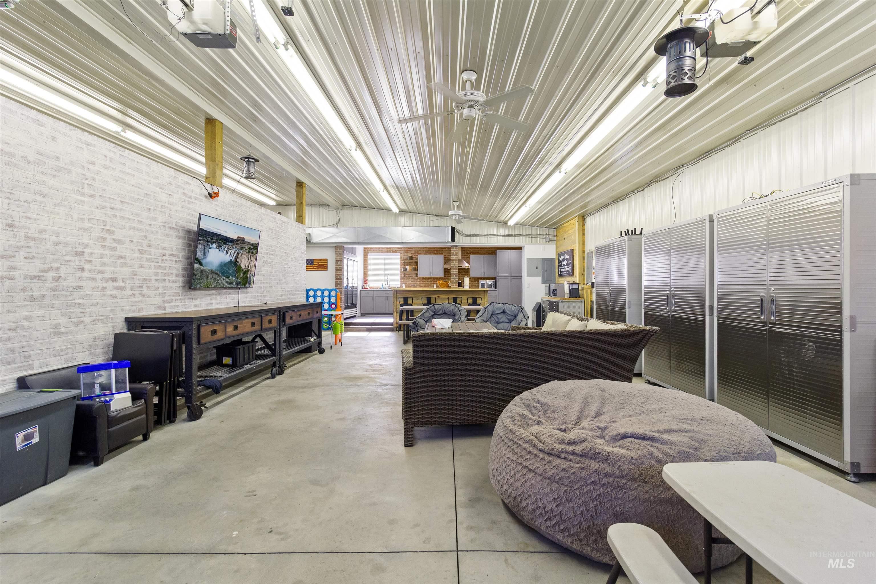 107 & 109 Willow St, Mackay, Idaho 83251, 2 Bedrooms, 3 Bathrooms, Residential For Sale, Price $650,000, 98978032