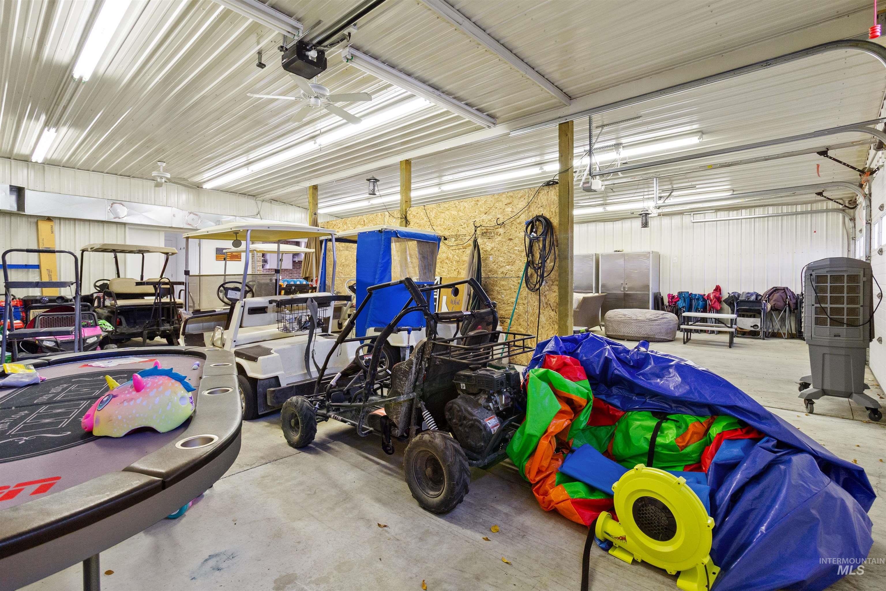 107 & 109 Willow St, Mackay, Idaho 83251, 2 Bedrooms, 3 Bathrooms, Residential For Sale, Price $650,000, 98978032