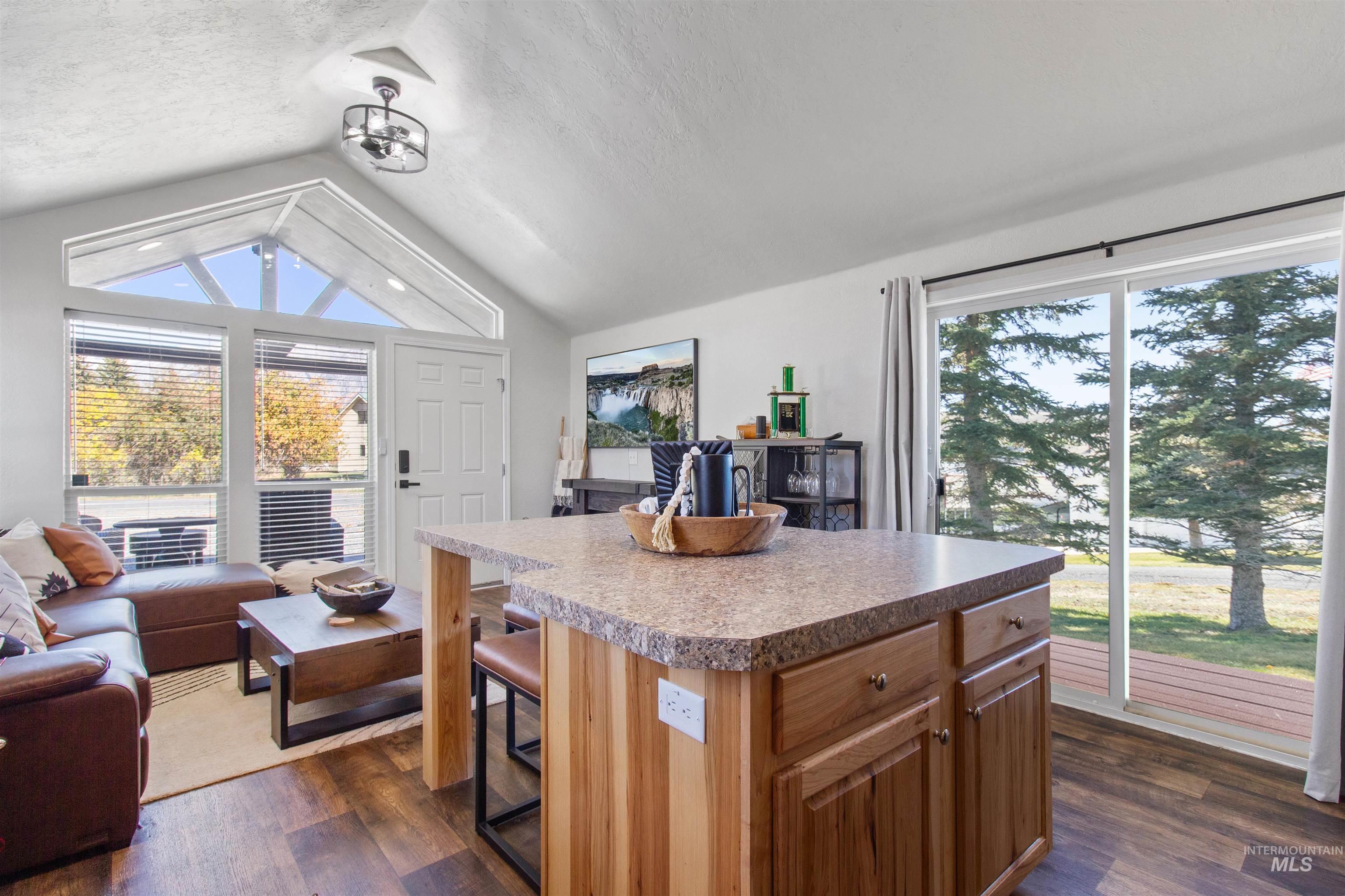 107 & 109 Willow St, Mackay, Idaho 83251, 2 Bedrooms, 3 Bathrooms, Residential For Sale, Price $650,000, 98978032