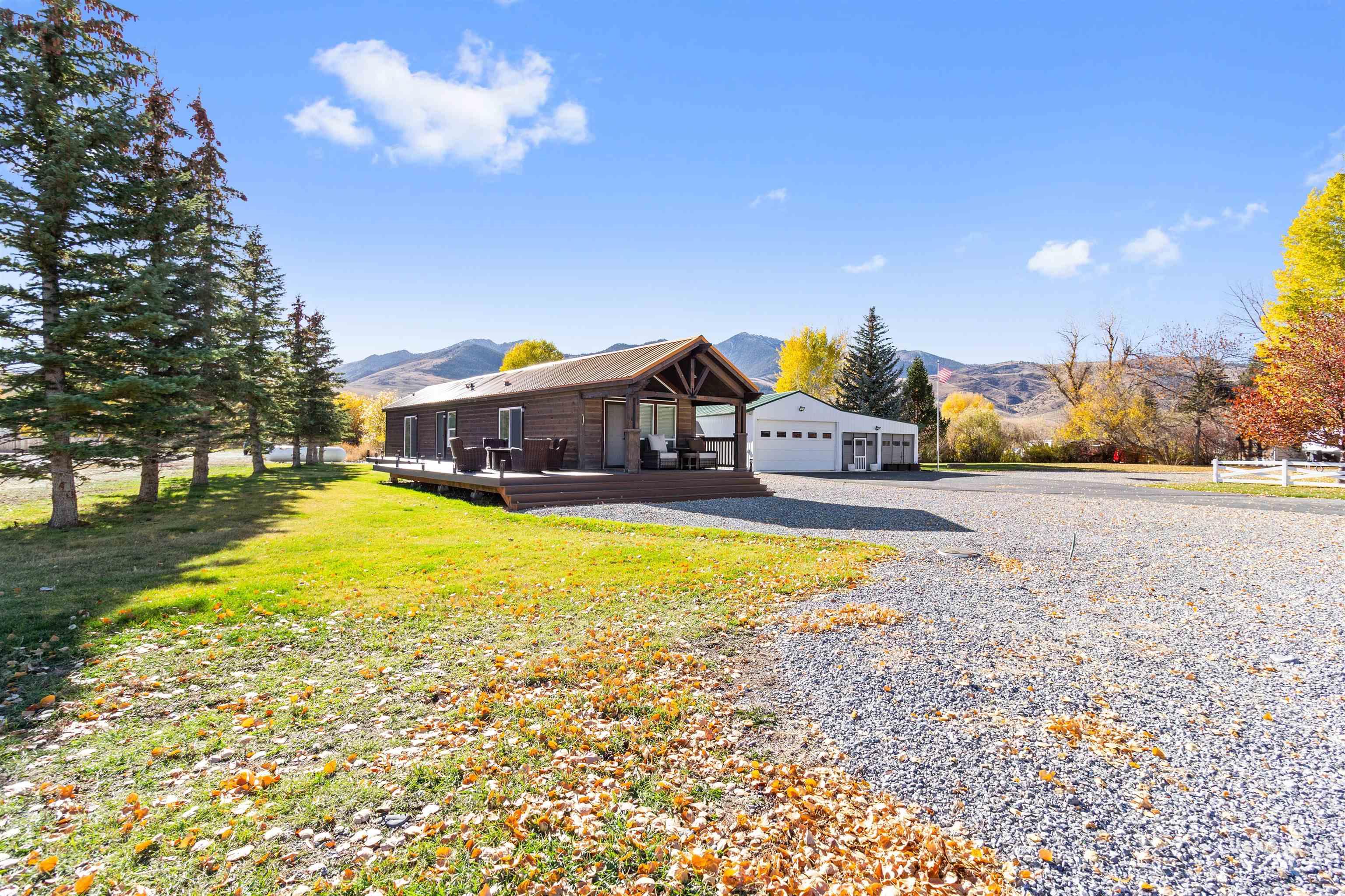 107 & 109 Willow St, Mackay, Idaho 83251, 2 Bedrooms, 3 Bathrooms, Residential For Sale, Price $650,000, 98978032