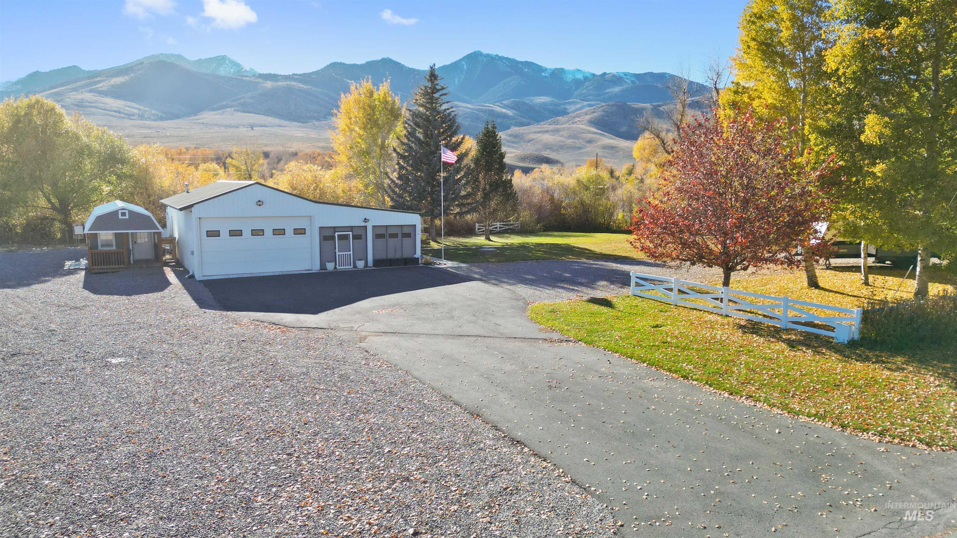 107 & 109 Willow St, Mackay, Idaho 83251, 2 Bedrooms, 3 Bathrooms, Residential For Sale, Price $650,000, 98978032