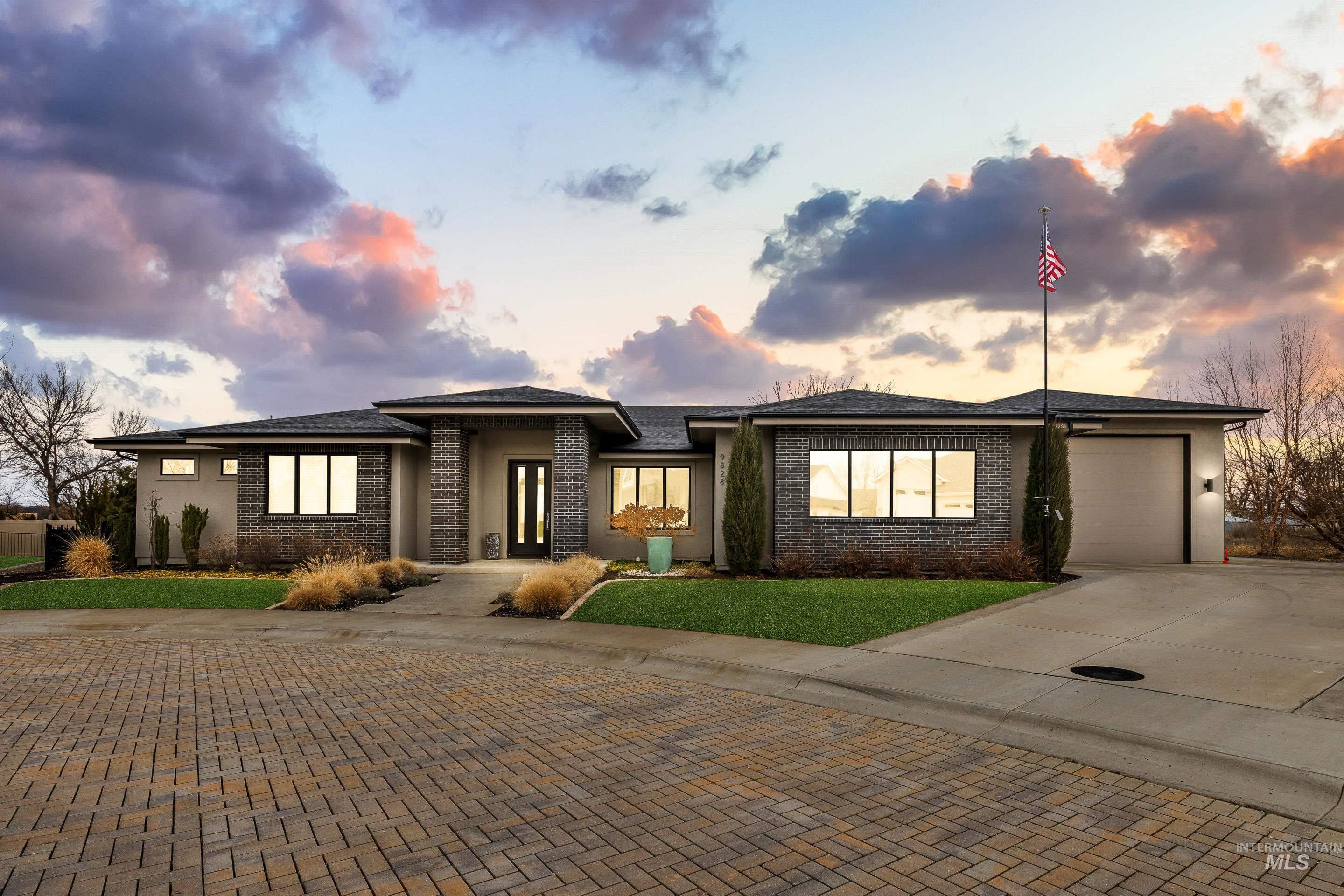 9828 W Broadford, Star, Idaho 83669, 4 Bedrooms, 3 Bathrooms, Residential For Sale, Price $1,059,999, 98978033