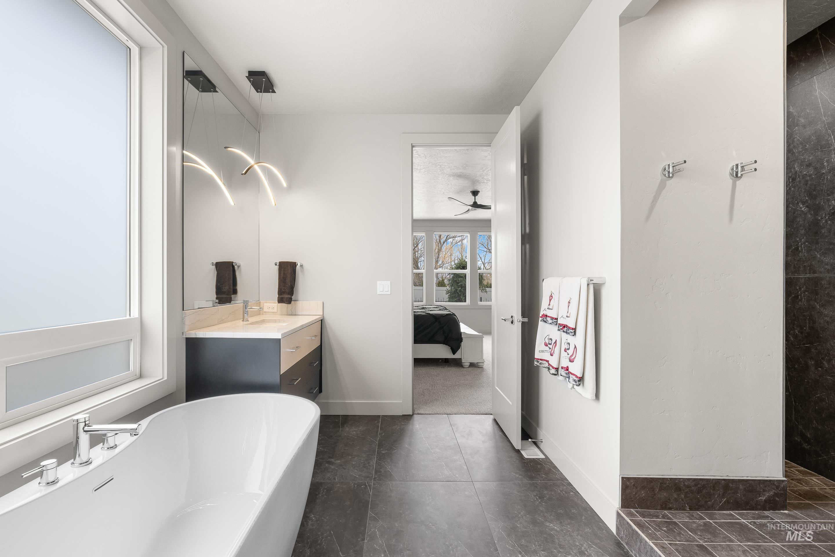 9828 W Broadford, Star, Idaho 83669, 4 Bedrooms, 3 Bathrooms, Residential For Sale, Price $1,059,999, 98978033