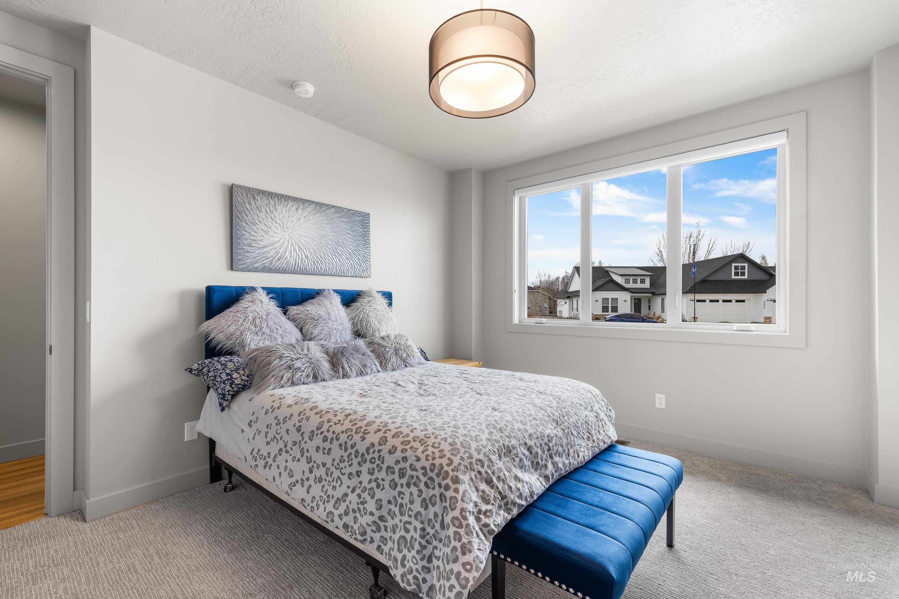 9828 W Broadford, Star, Idaho 83669, 4 Bedrooms, 3 Bathrooms, Residential For Sale, Price $1,059,999, 98978033