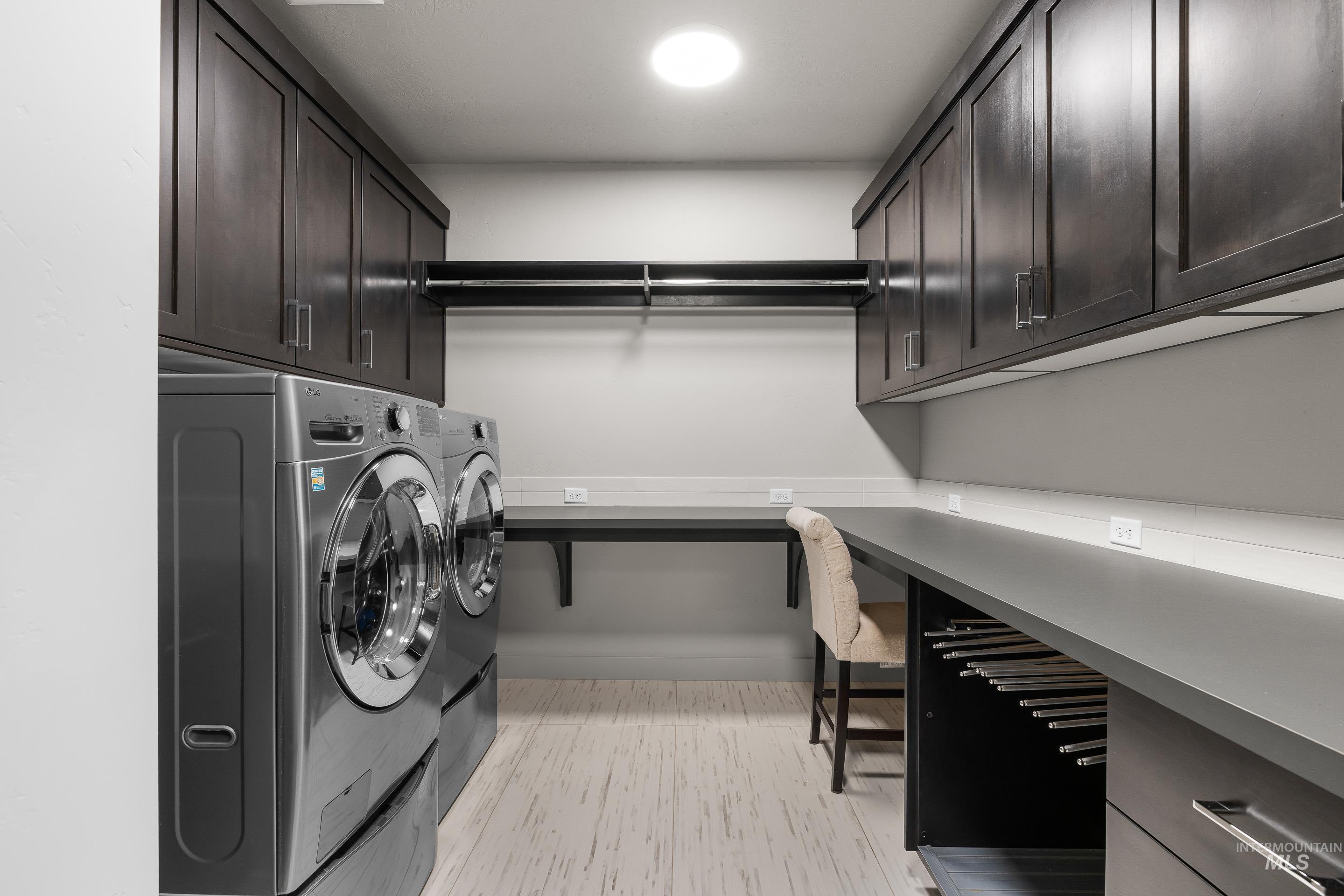 9828 W Broadford, Star, Idaho 83669, 4 Bedrooms, 3 Bathrooms, Residential For Sale, Price $1,059,999, 98978033