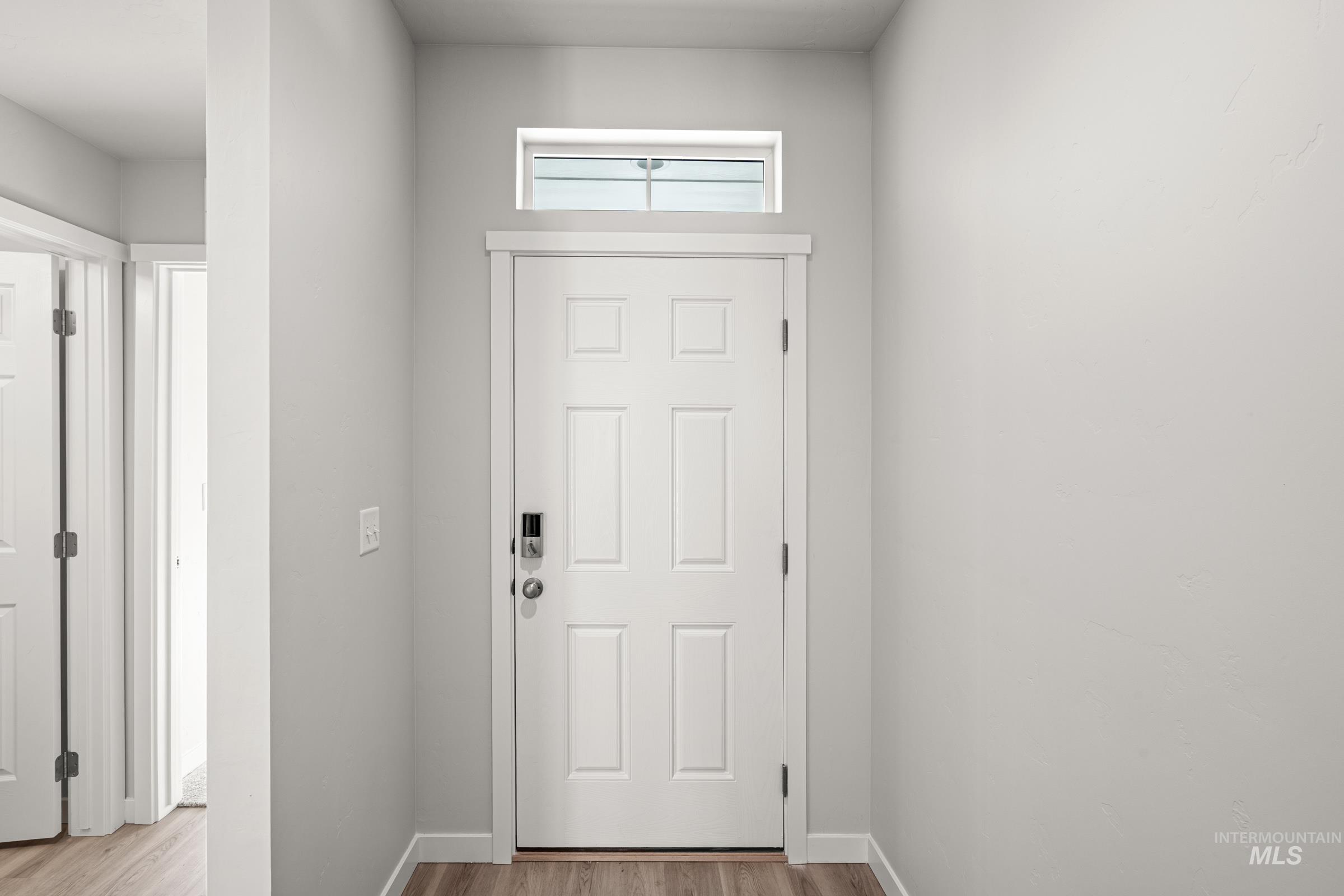 811 NE Trailridge St, Mountain Home, Idaho 83647, 4 Bedrooms, 2 Bathrooms, Residential For Sale, Price $414,990,MLS 98978036