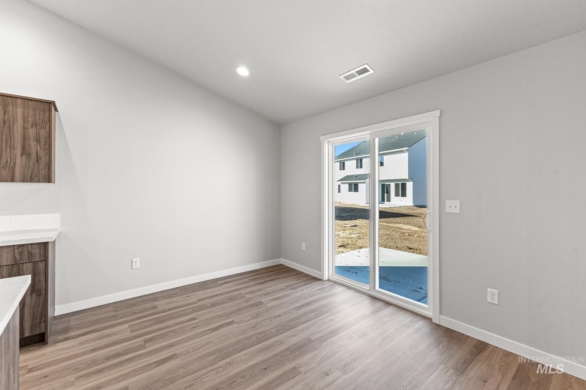 839 NE Trailridge St, Mountain Home, Idaho 83647, 4 Bedrooms, 2 Bathrooms, Residential For Sale, Price $404,990,MLS 98978037