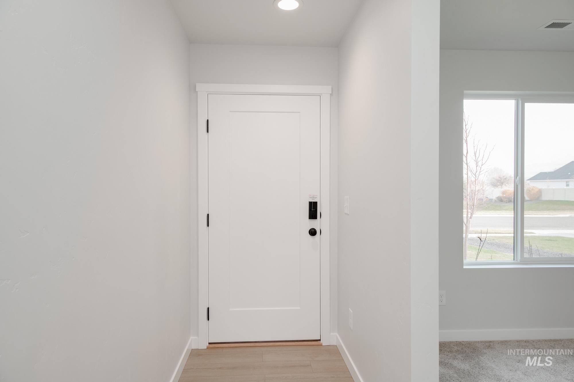 895 NE Trailridge St, Mountain Home, Idaho 83647, 4 Bedrooms, 2.5 Bathrooms, Residential For Sale, Price $449,990,MLS 98978040