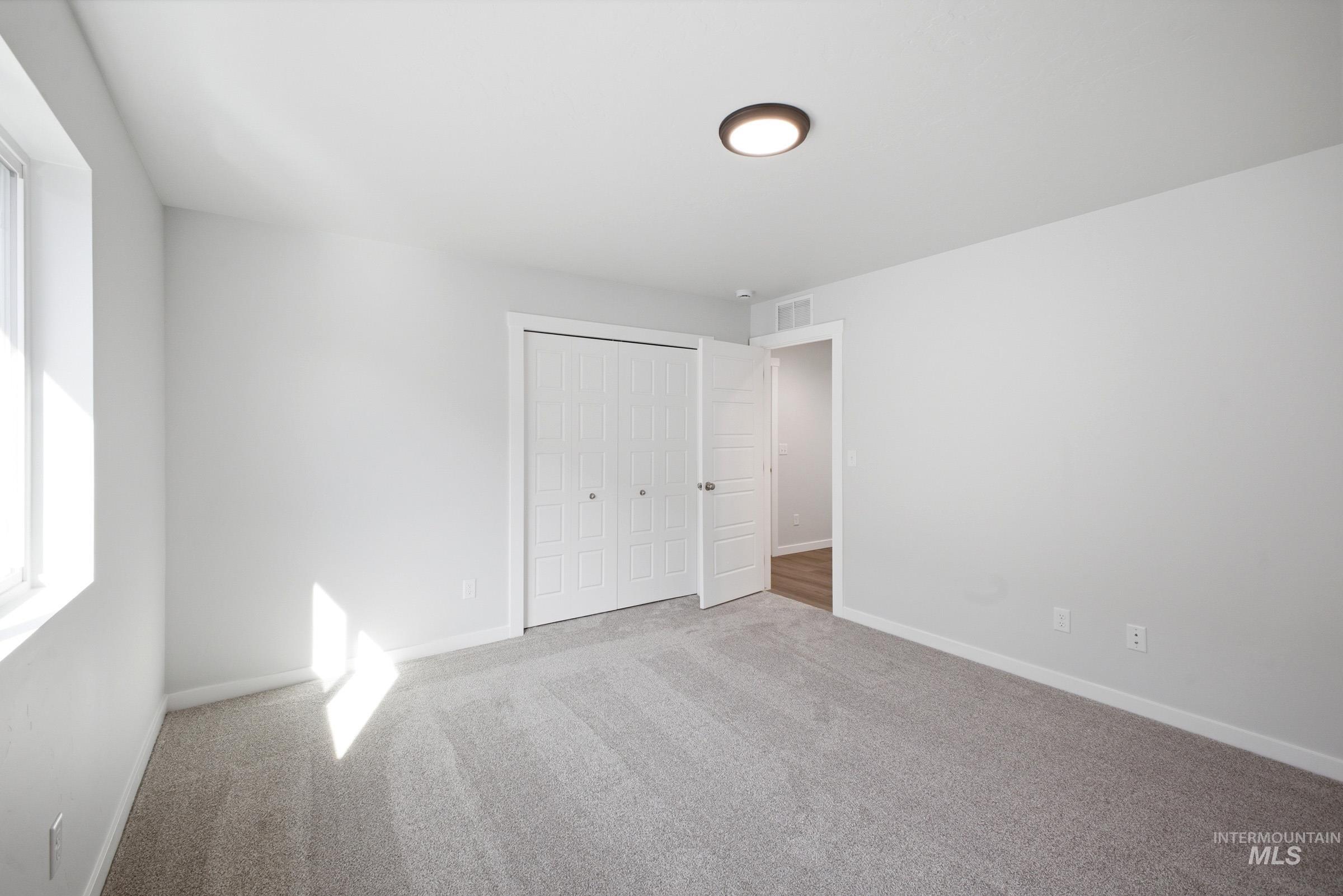 6661 W Redwood Creek Dr, Meridian, Idaho 83646, 4 Bedrooms, 2 Bathrooms, Residential For Sale, Price $519,990,MLS 98978042