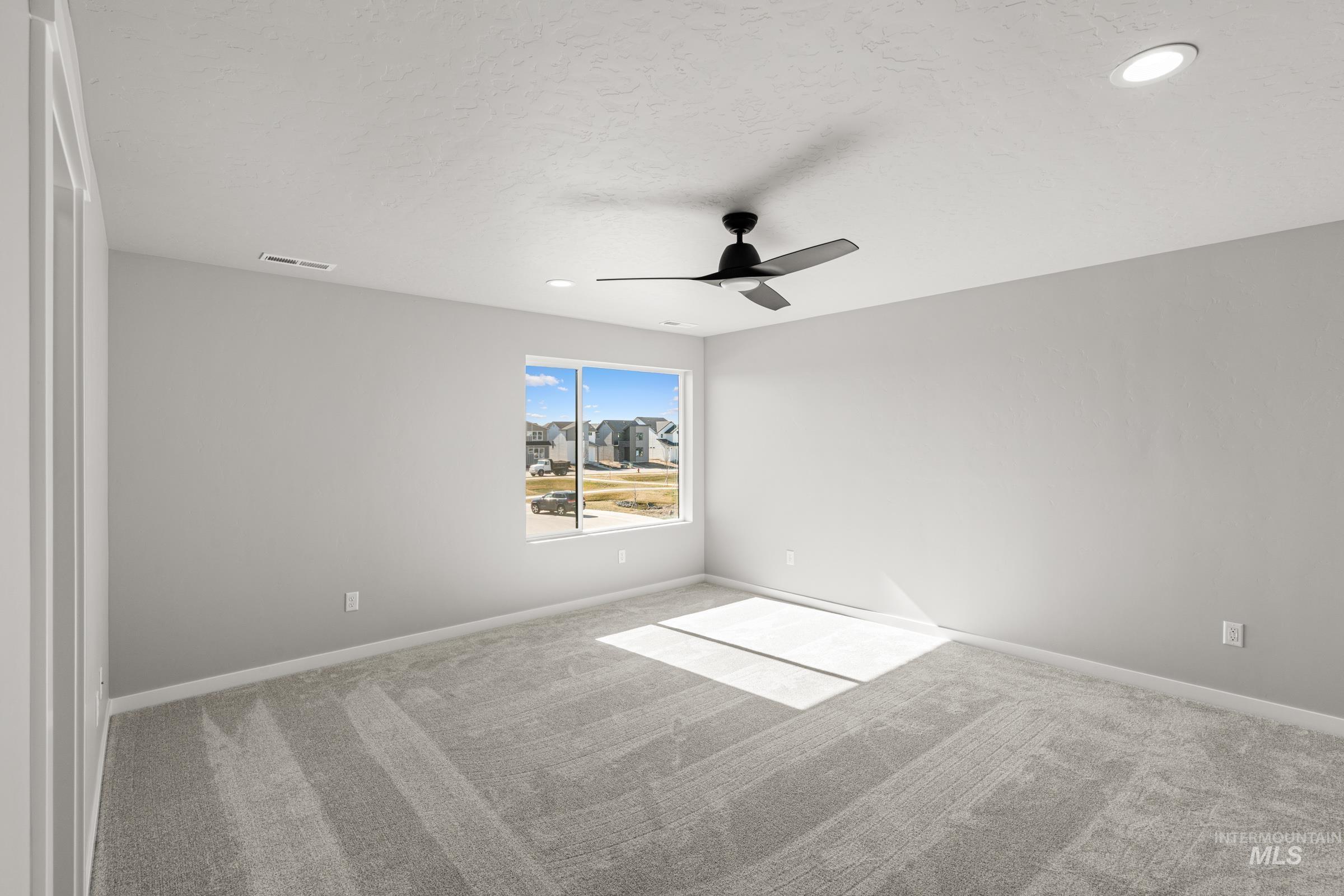 6626 W Black Butte Dr, Meridian, Idaho 83646, 3 Bedrooms, 2.5 Bathrooms, Residential For Sale, Price $458,990,MLS 98978044