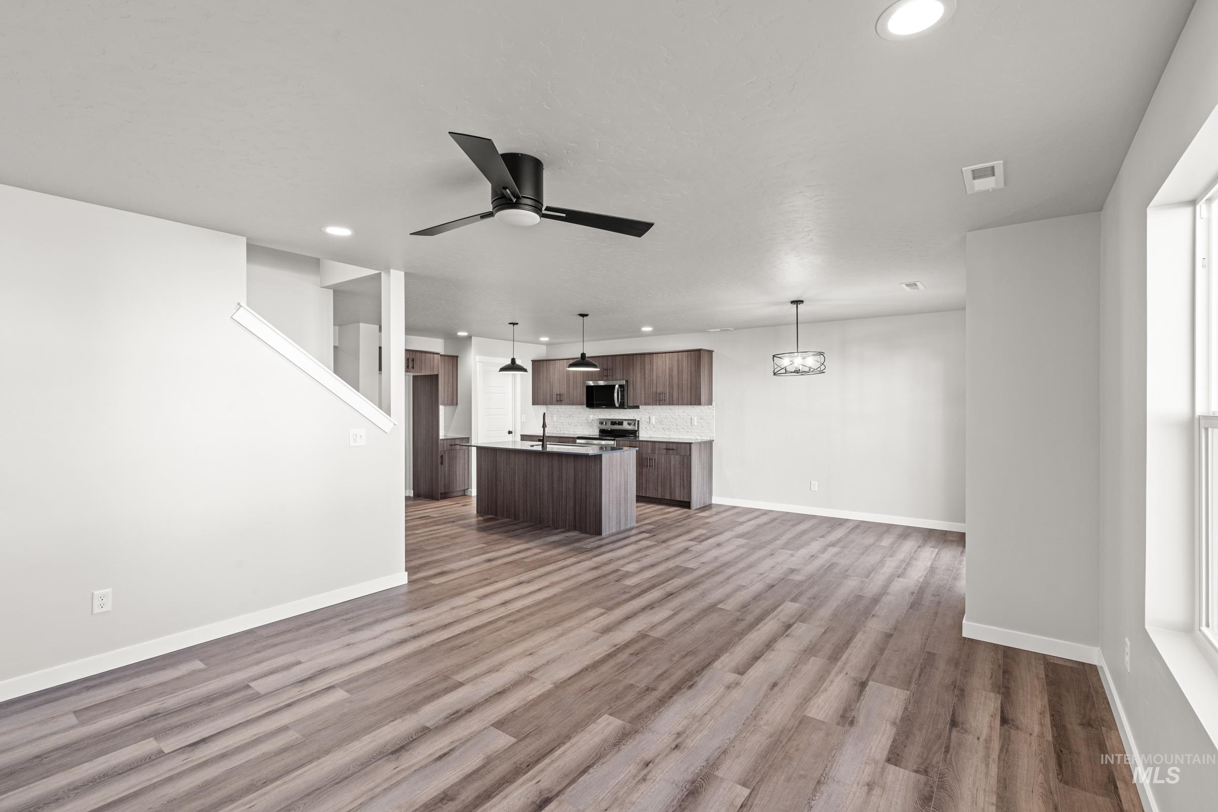 6600 W Black Butte Dr, Meridian, Idaho 83646, 3 Bedrooms, 2.5 Bathrooms, Residential For Sale, Price $459,990,MLS 98978046